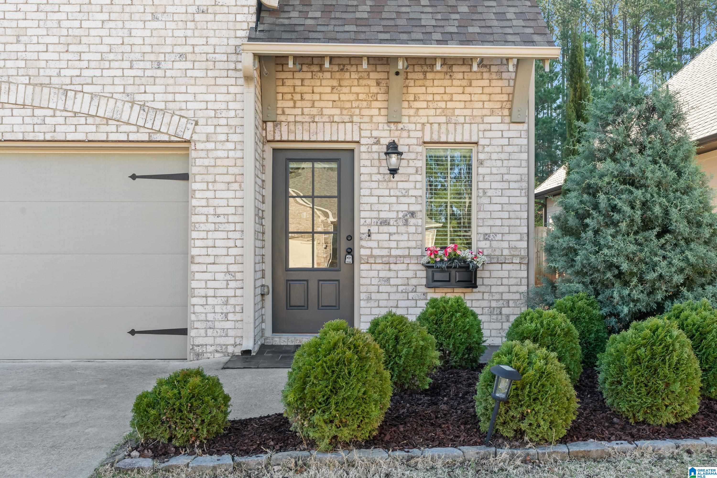 587 GRAYSON PLACE