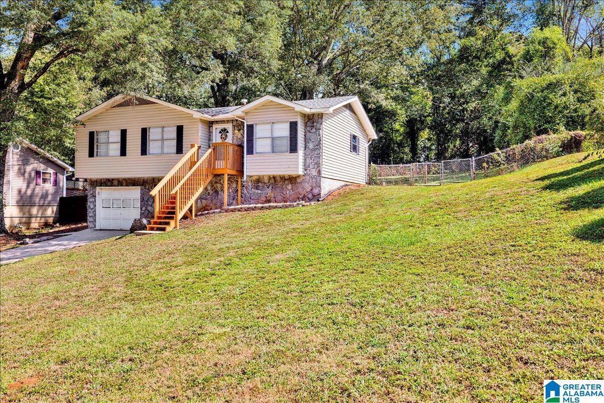 5861 JANET DRIVE