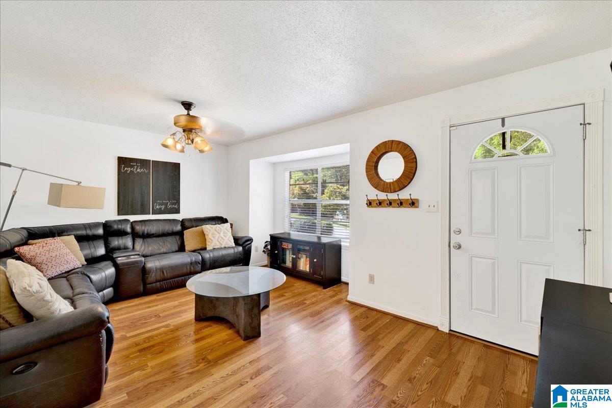 5861 JANET DRIVE
