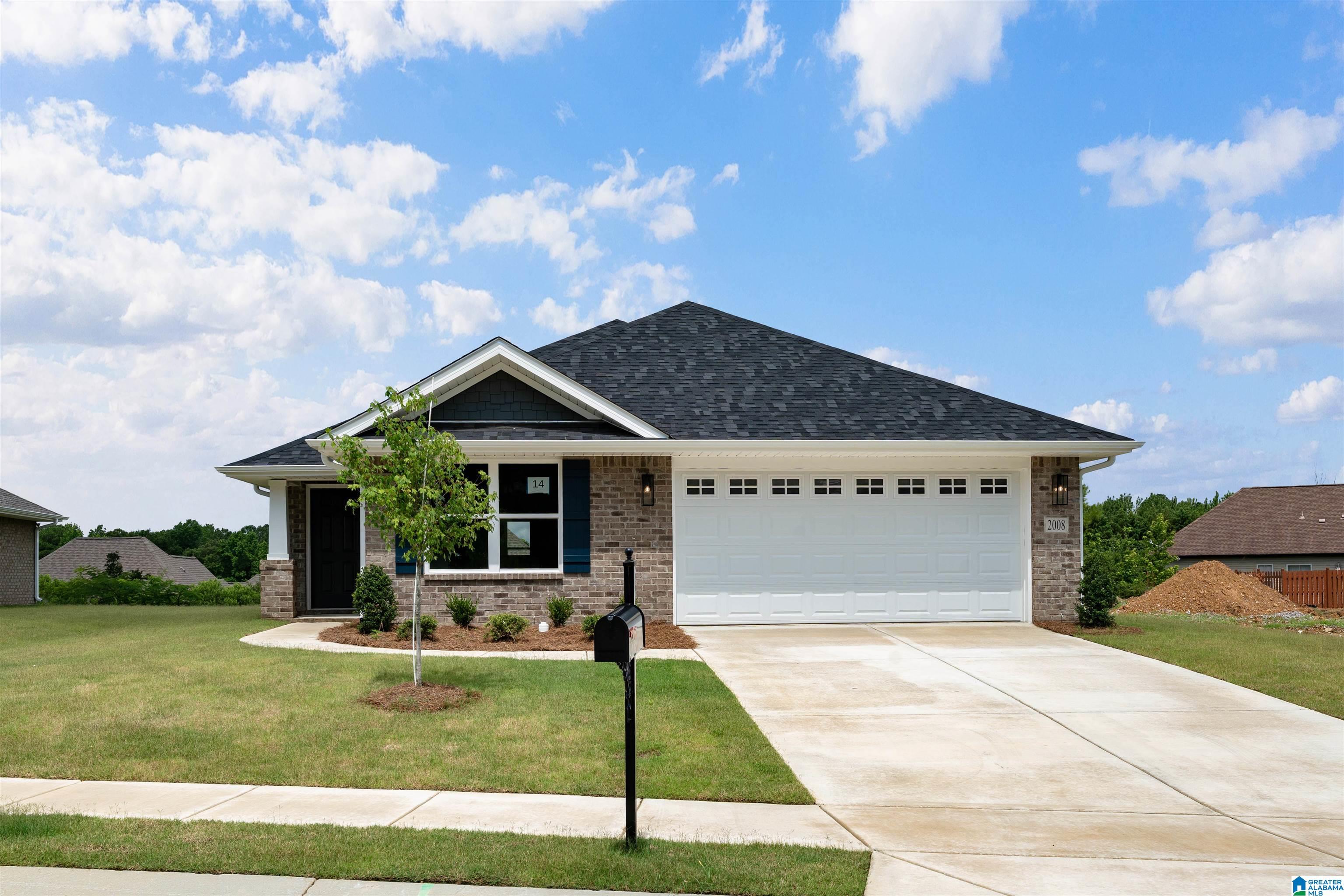Photo 1 of 52 — 2008 TURQUOISE LANE, CALERA, AL 35040