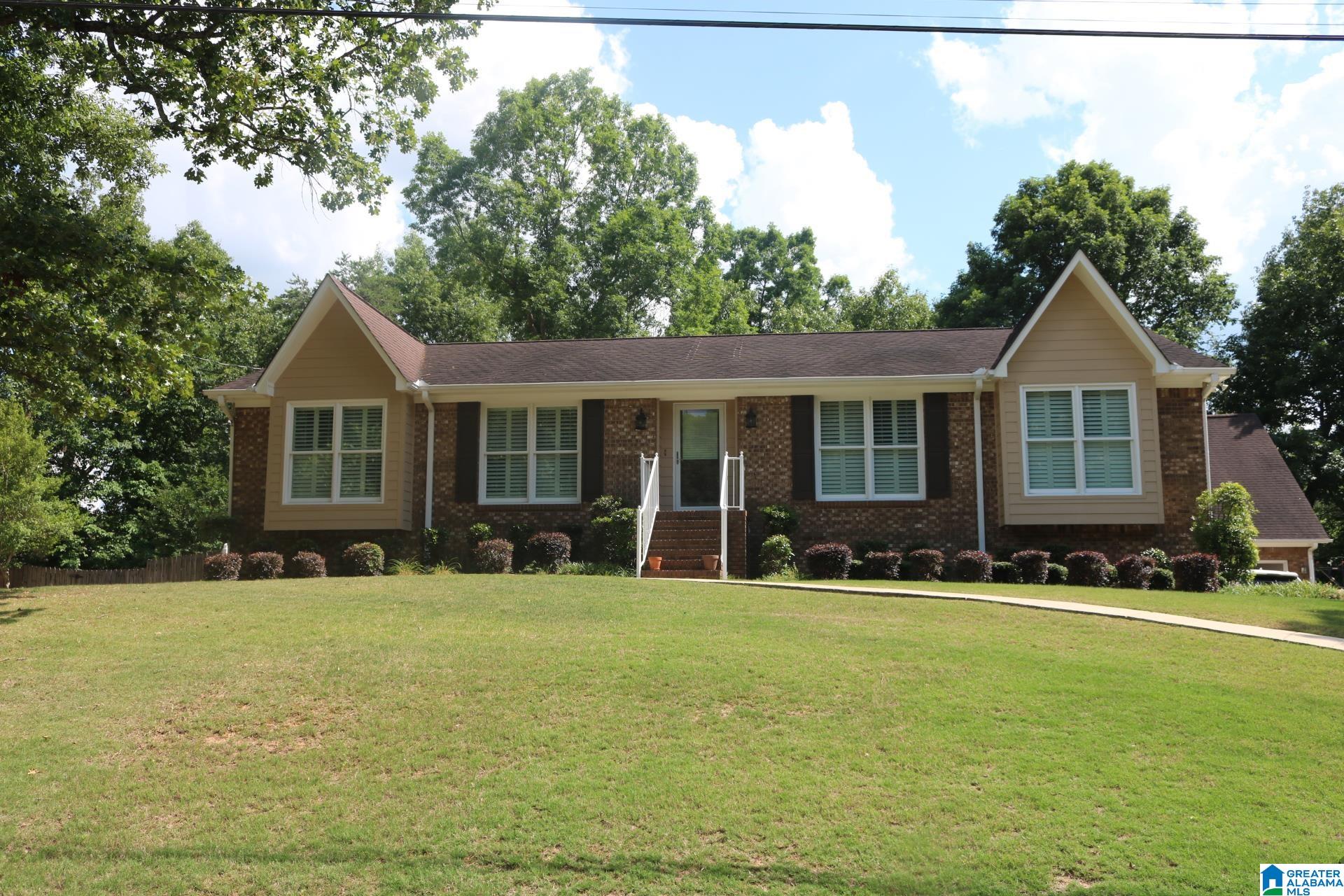 Photo 1 of 20 — 1223 13TH WAY, PLEASANT GROVE, AL 35127