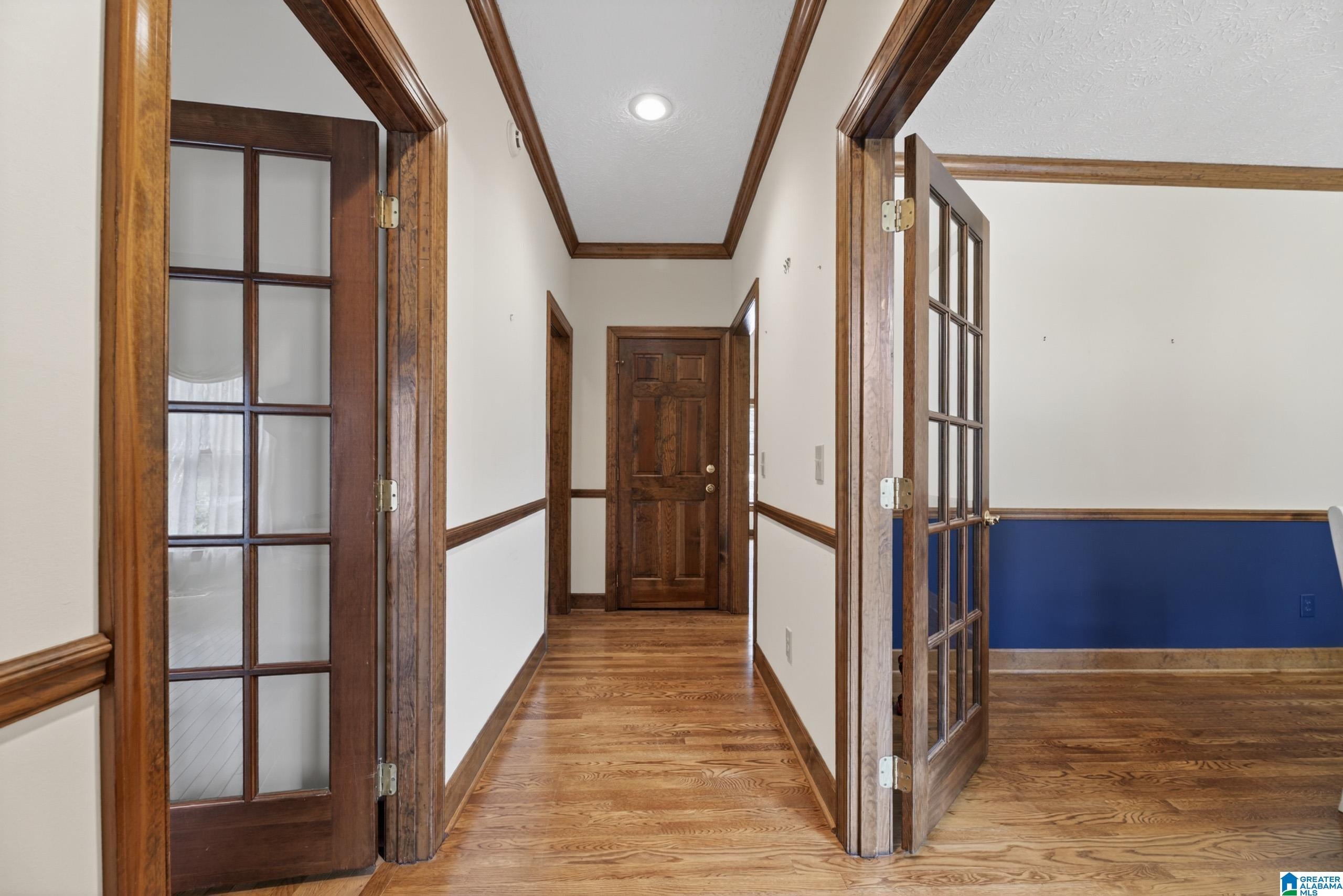 202 MAYFIELD LANE NE