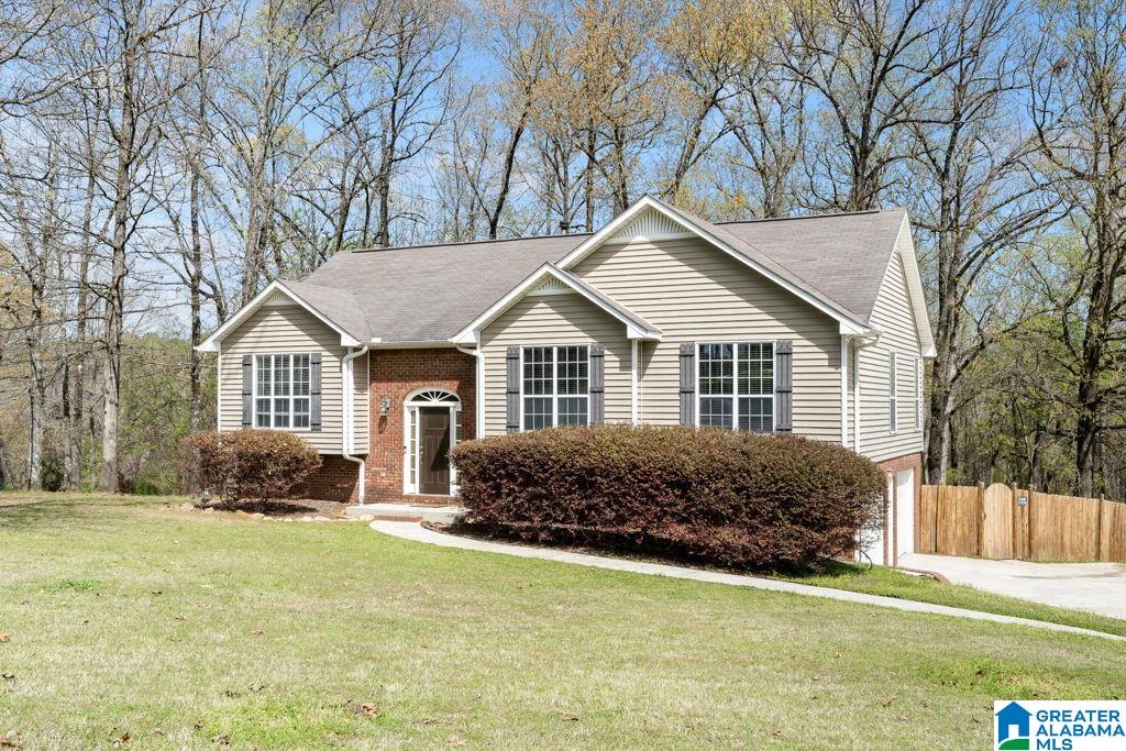 101 FOREST HILLS TERRACE