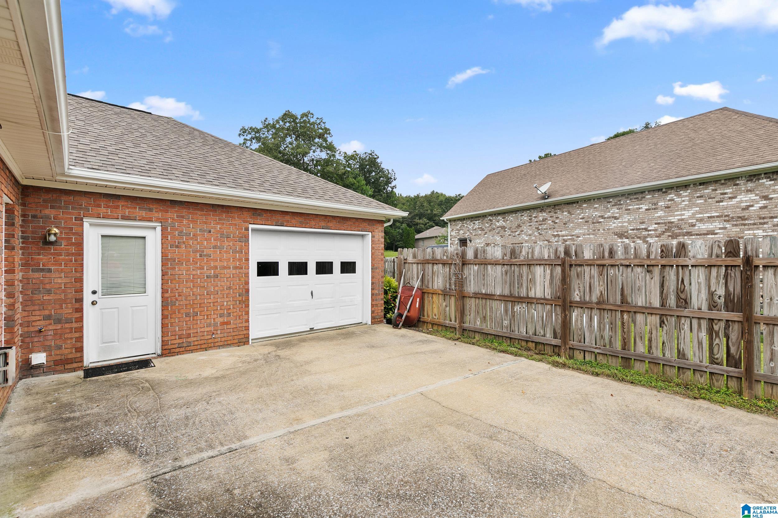1100 PARADISE COVE LANE