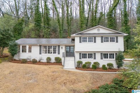 1616 MOSS ROCK ROAD HOOVER AL 35226