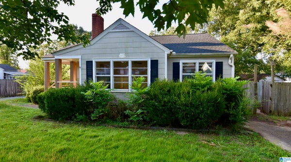 924 COLLEGE ST, MOULTON, AL 35650 - Image 2cd6ada10fc8b054b01e99eb00921c0d/1746257318