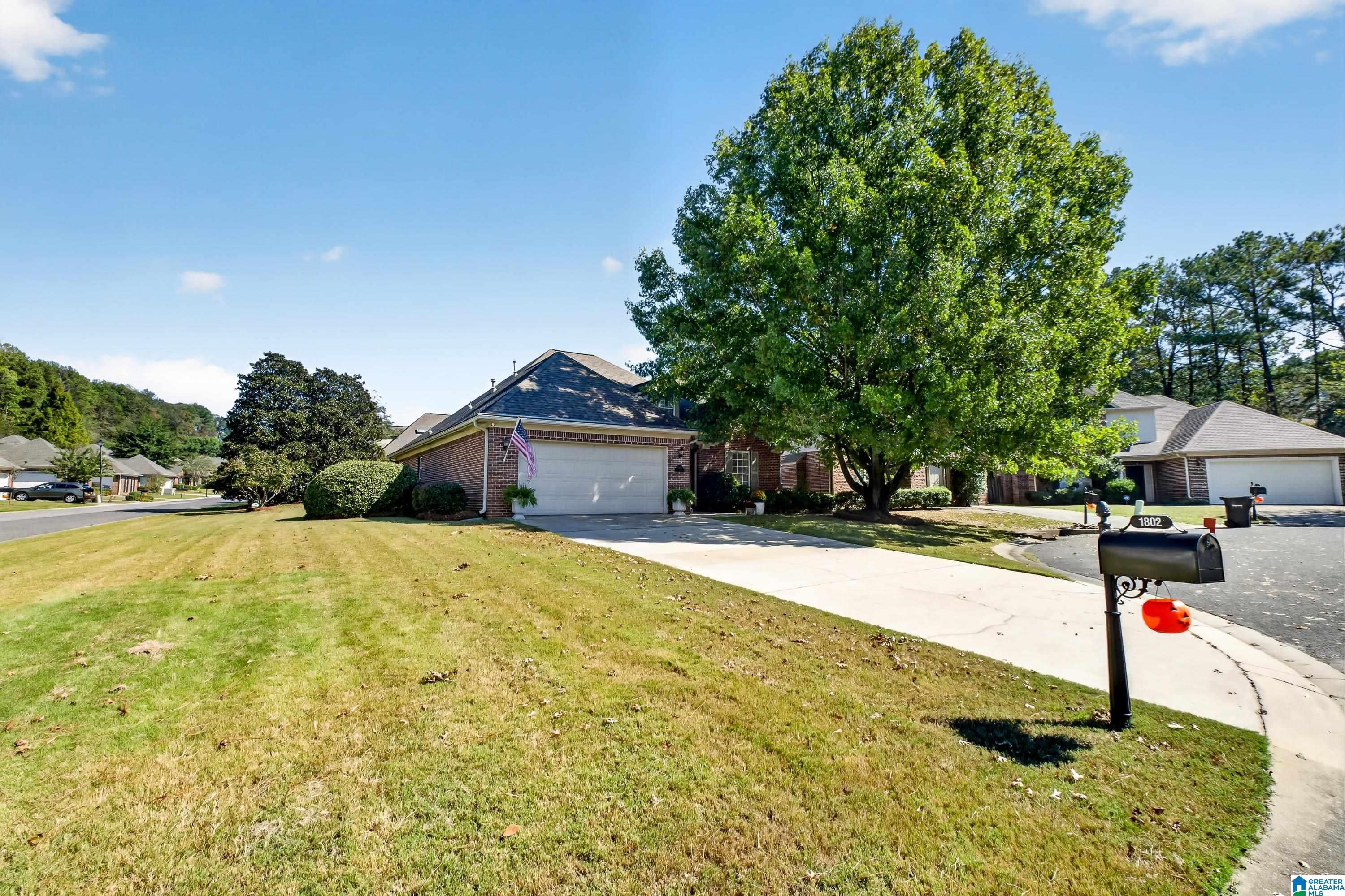 1802 CHARLESTON CIRCLE