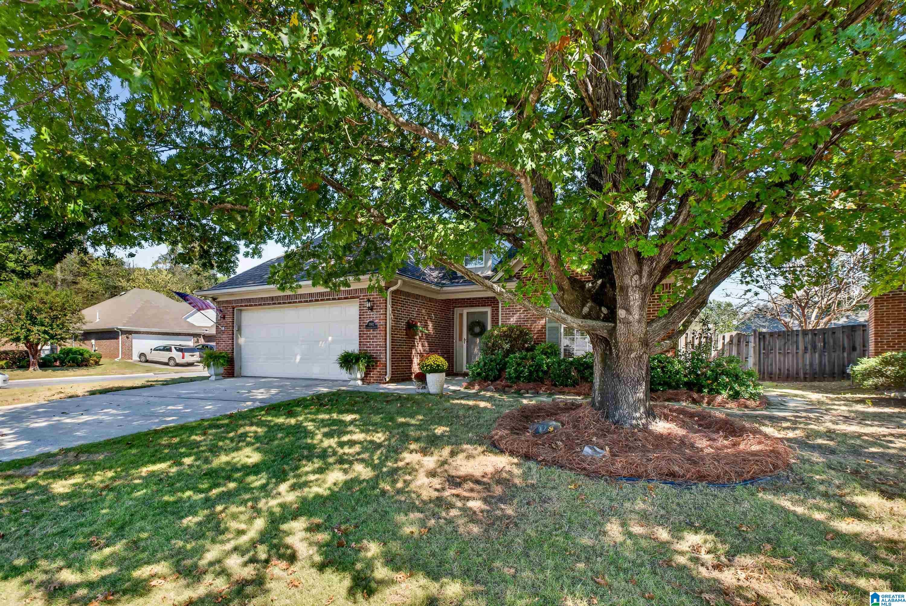 1802 CHARLESTON CIRCLE