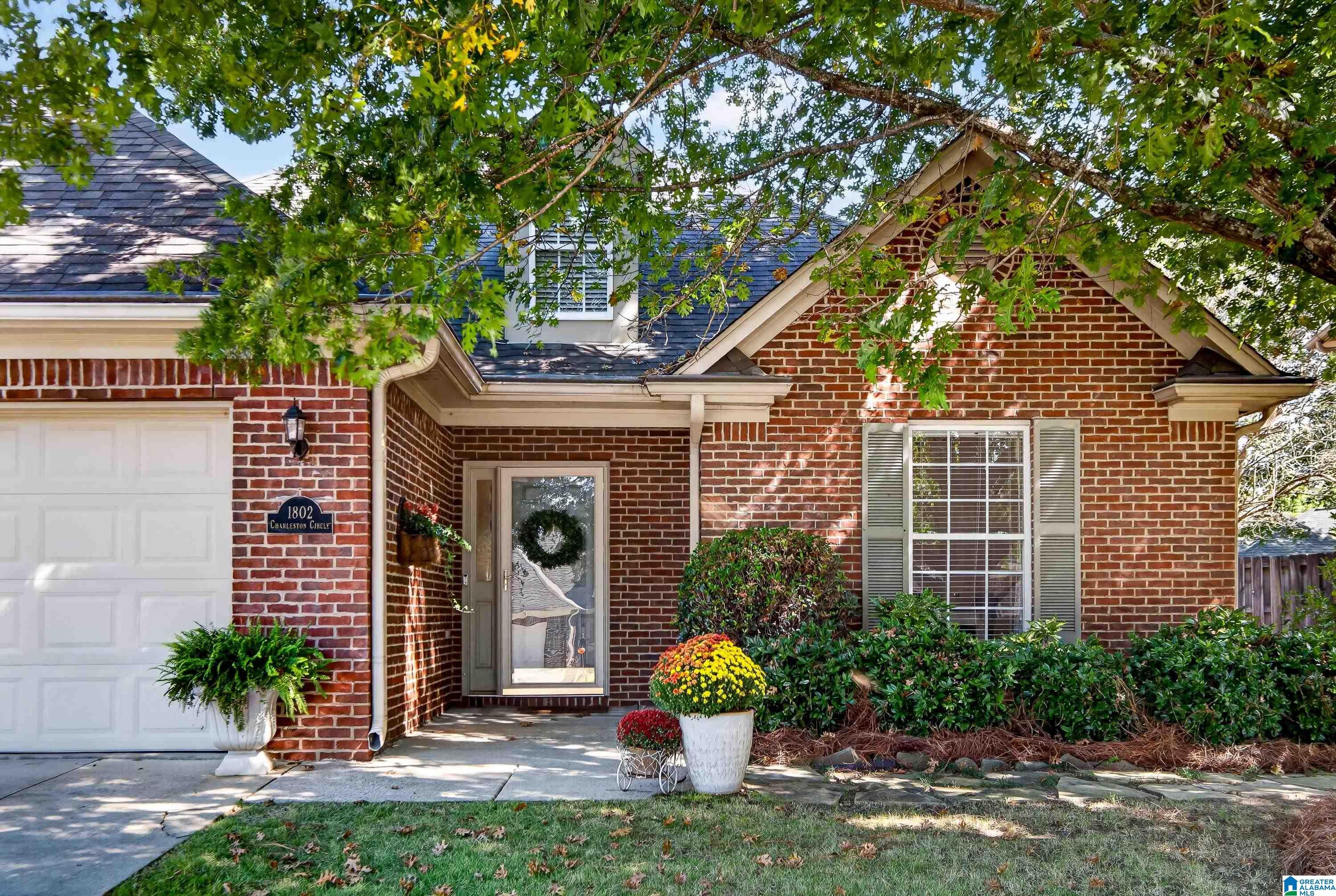1802 CHARLESTON CIRCLE