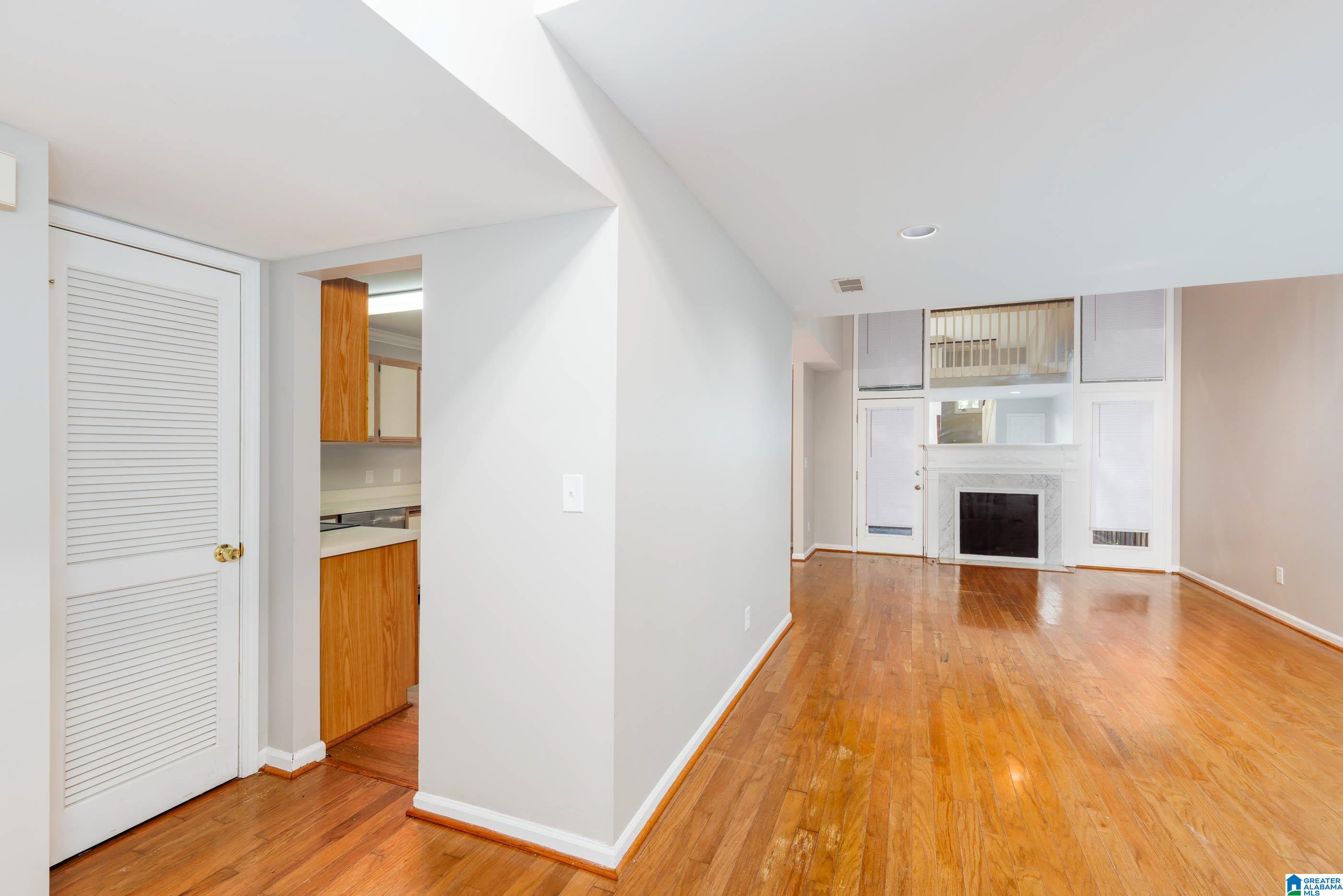 3282 SHALLOWFORD CIRCLE
