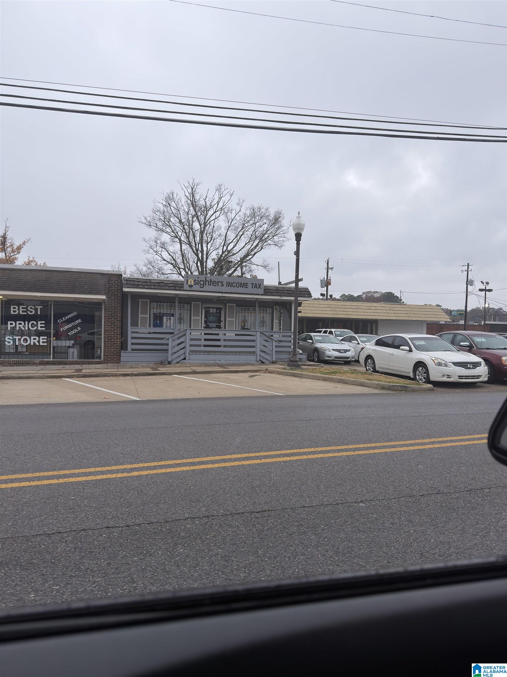 Photo 1 of 8 — 114 B Y WILLIAMS SR DRIVE, MIDFIELD, AL 35228