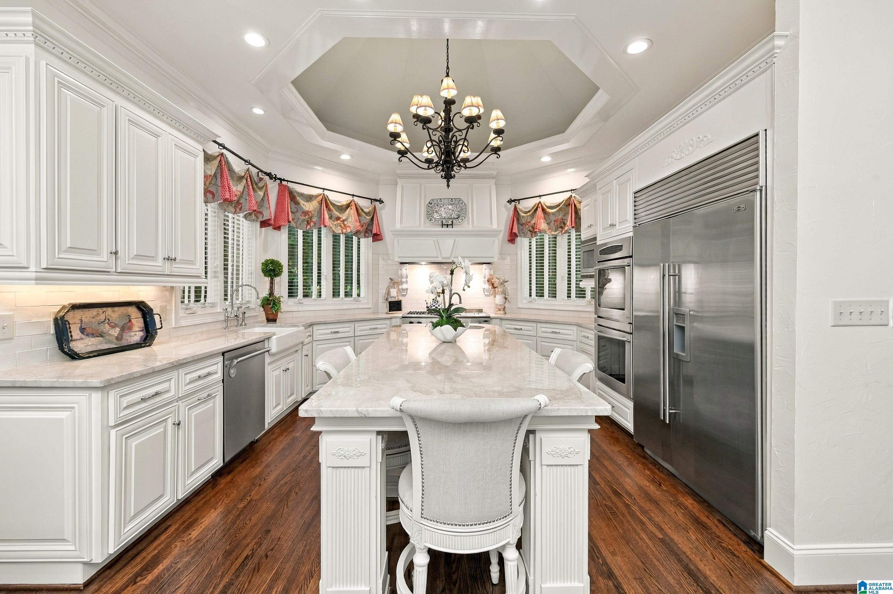 924 TRINITY COURT