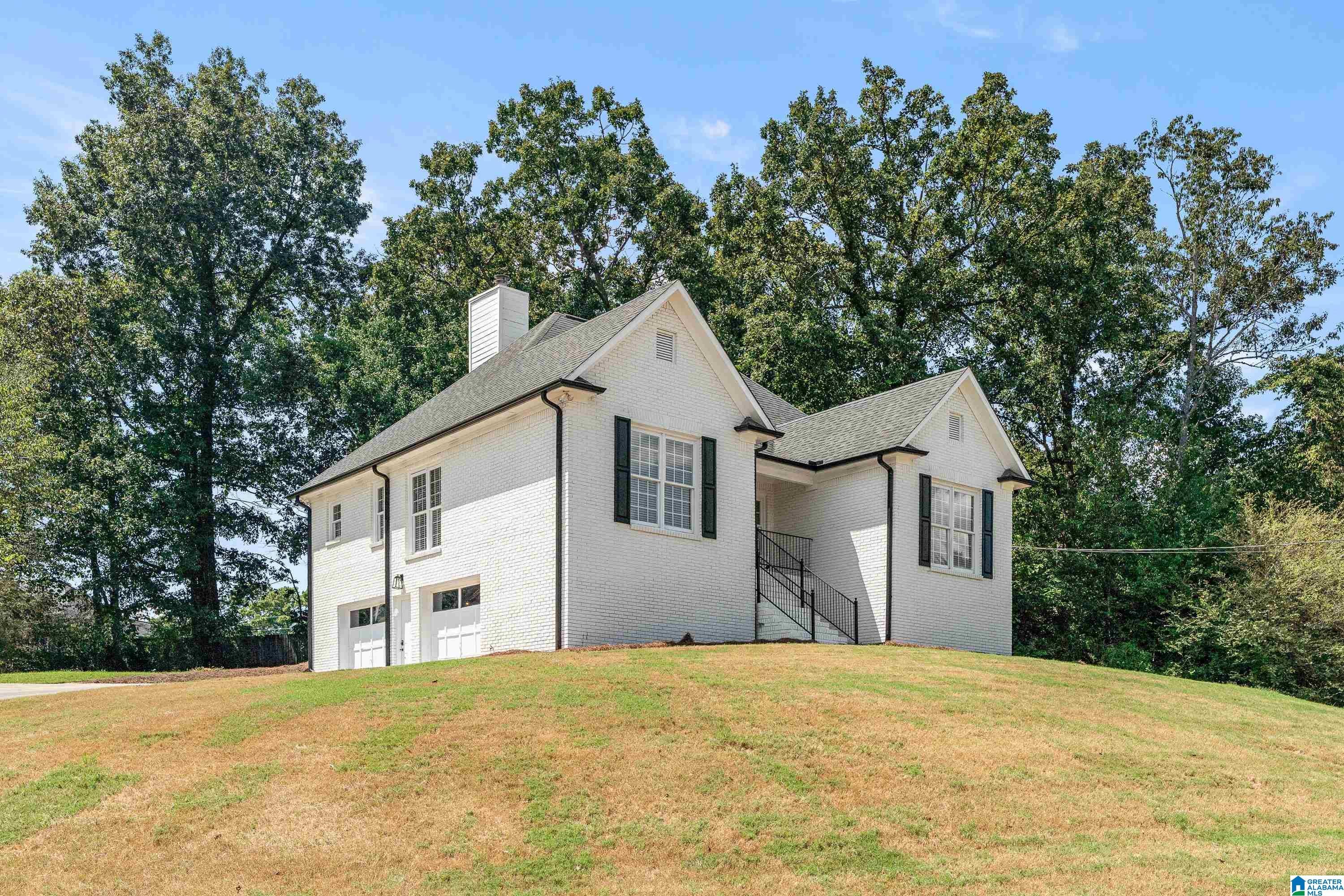 3706 MAJESTIC OAKS WAY