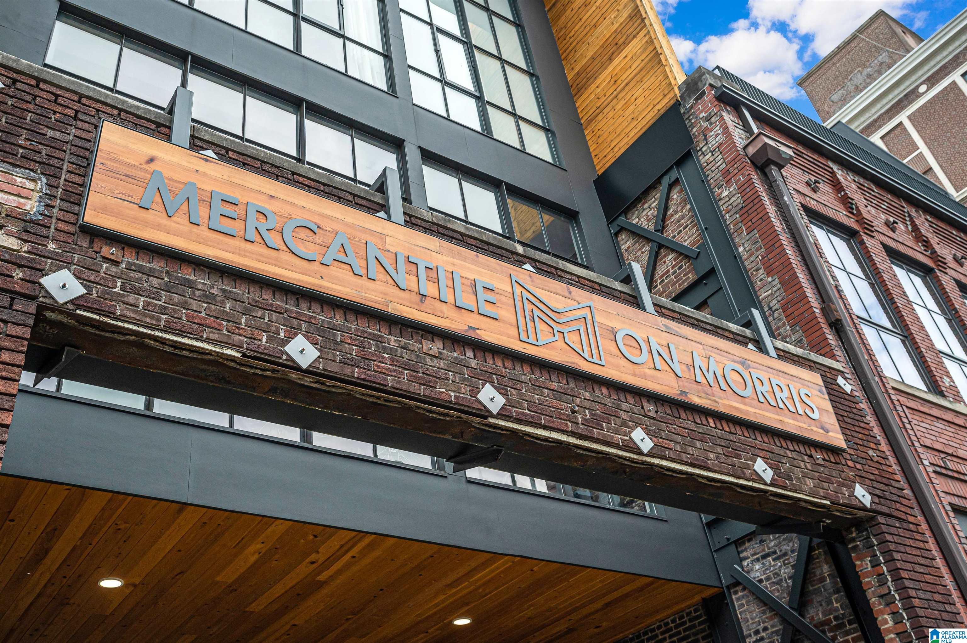 2212 MORRIS AVENUE 202