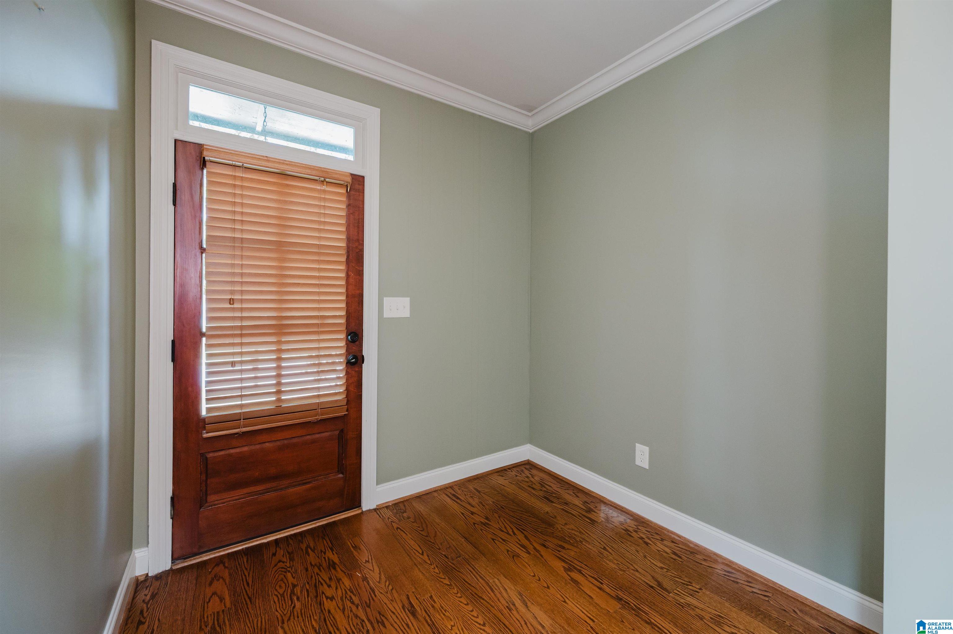 221 KENNISTON DALE