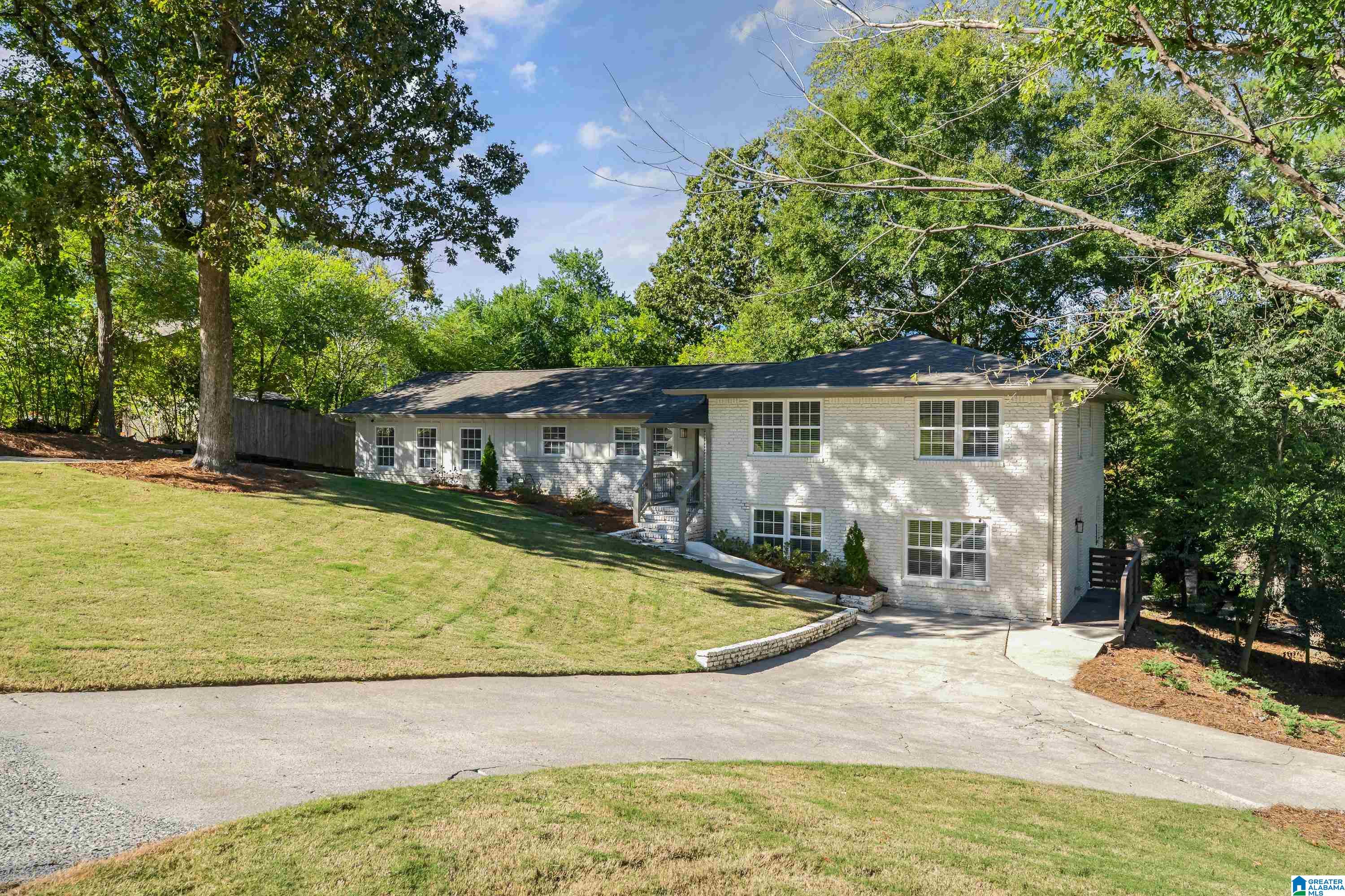 3003 DOLLY RIDGE DRIVE