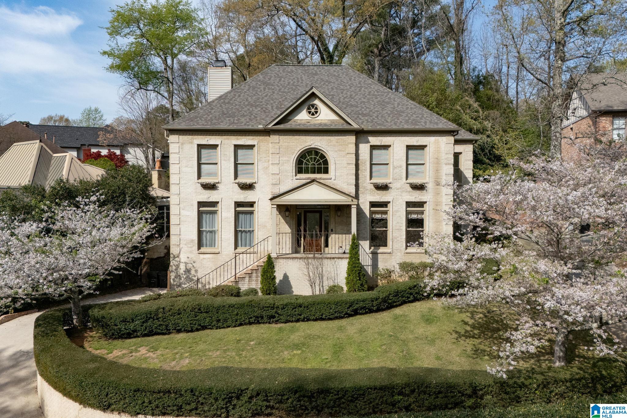 2228 STERLINGWOOD DRIVE