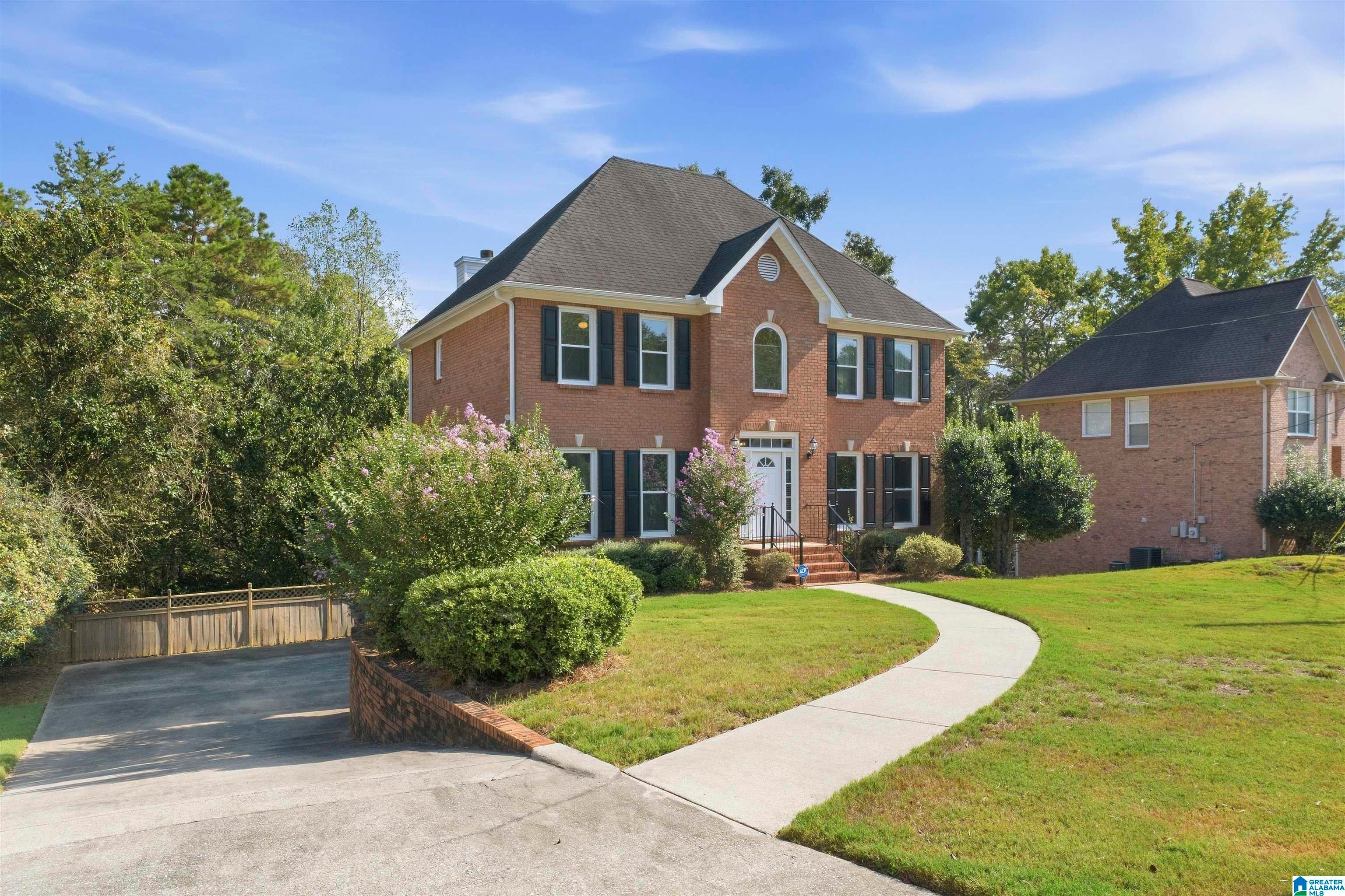 604 BROOKS LANE