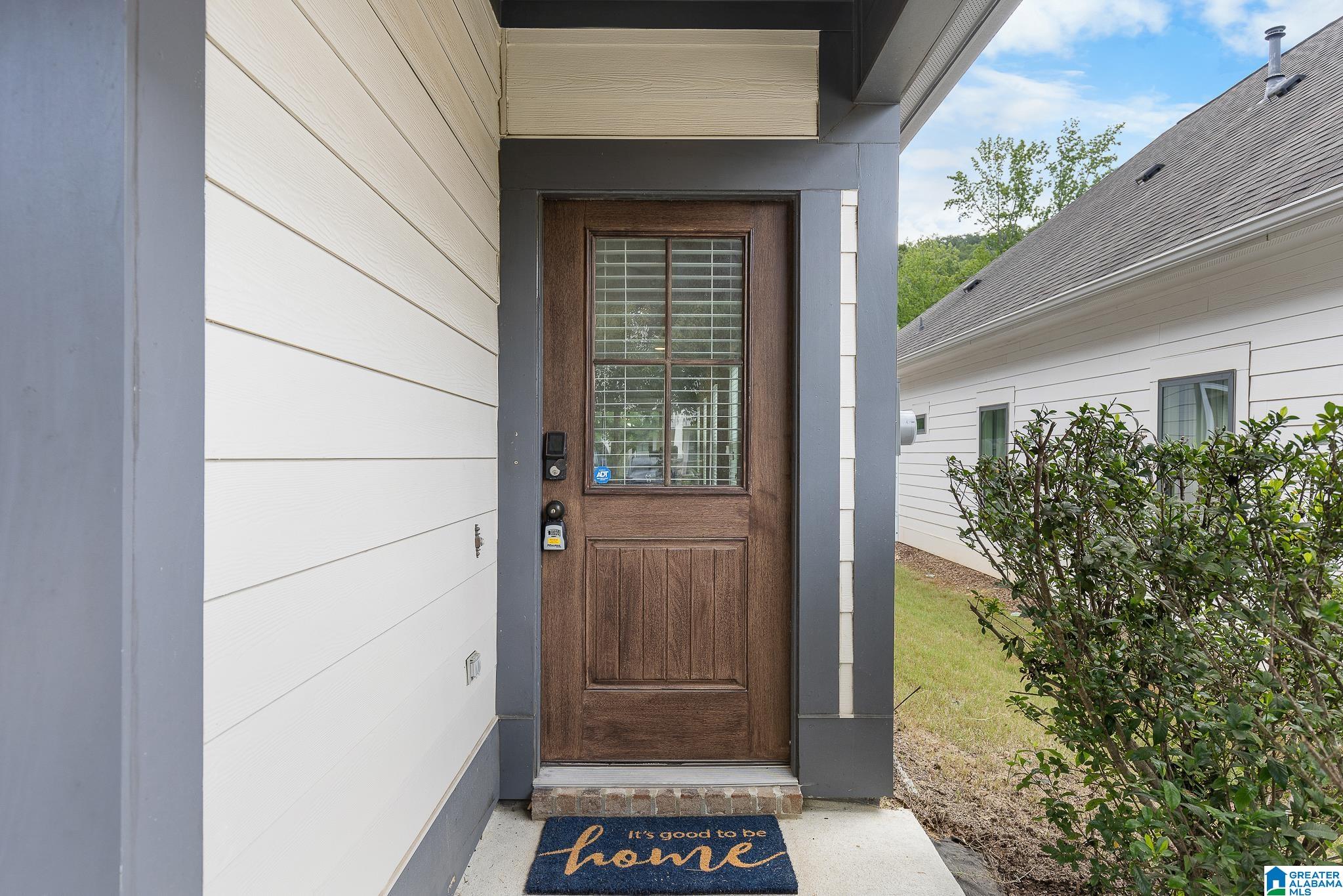 1391 CREEKSIDE GLEN