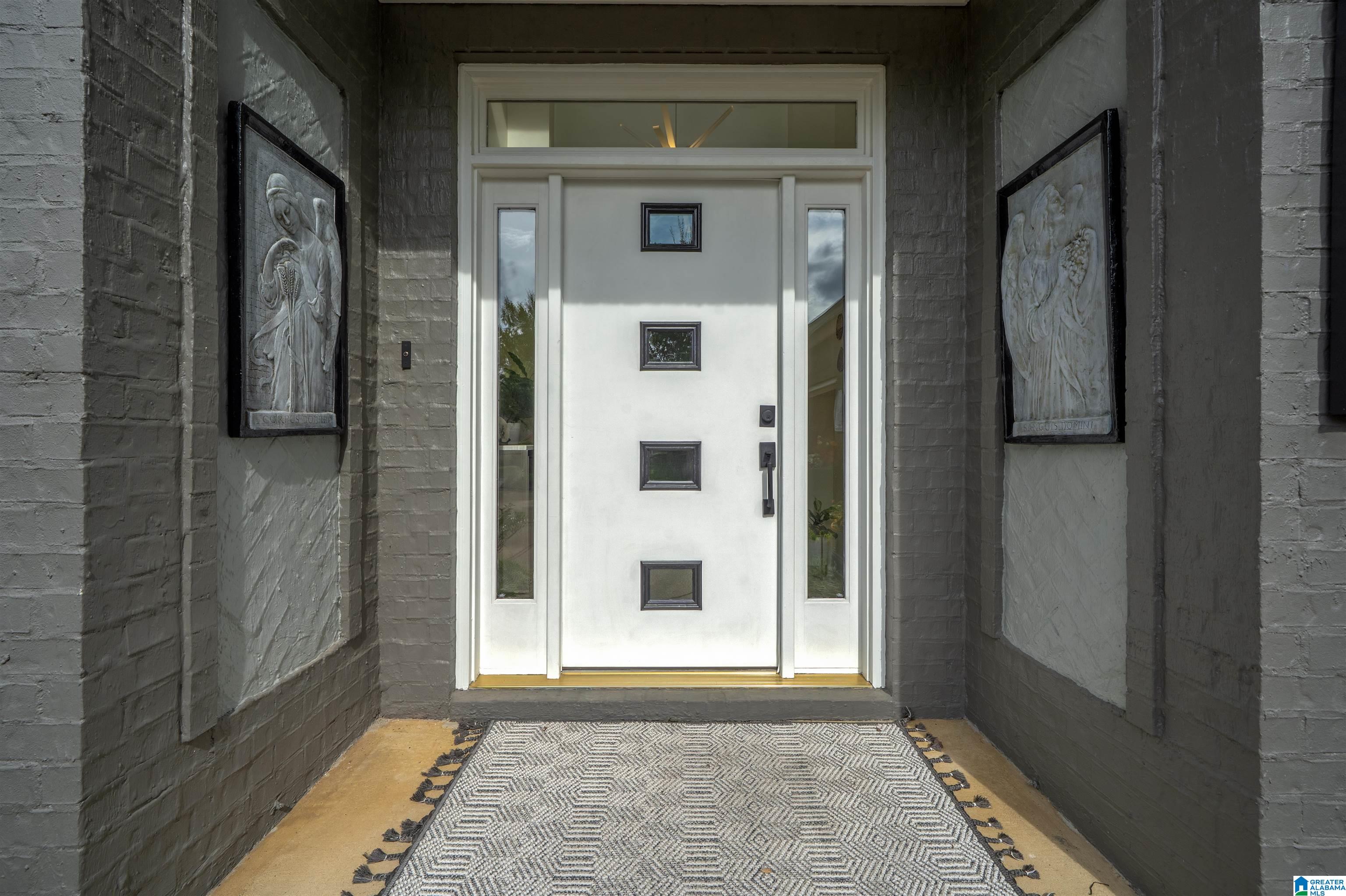 409 CANMORE PLACE