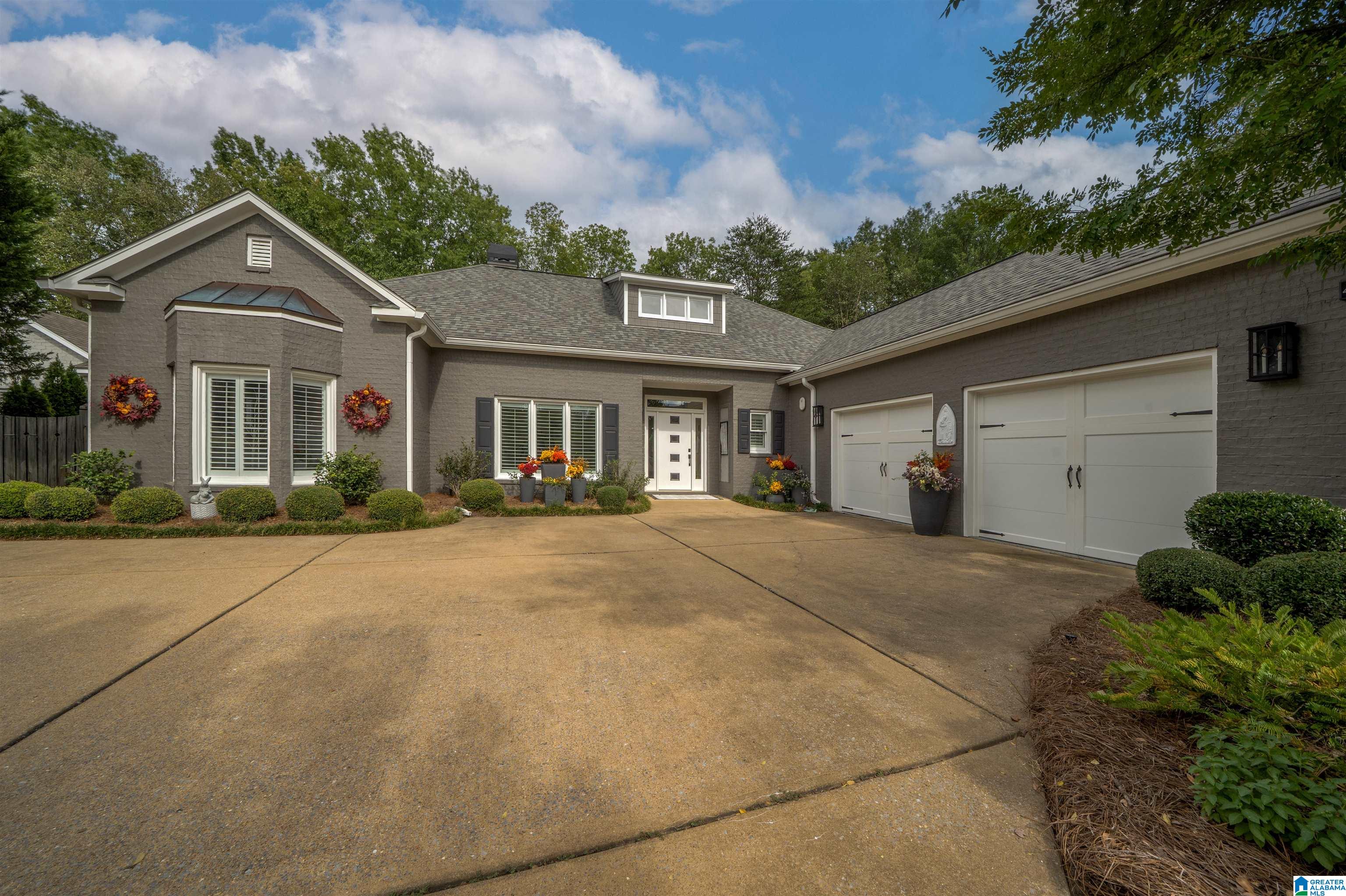 409 CANMORE PLACE