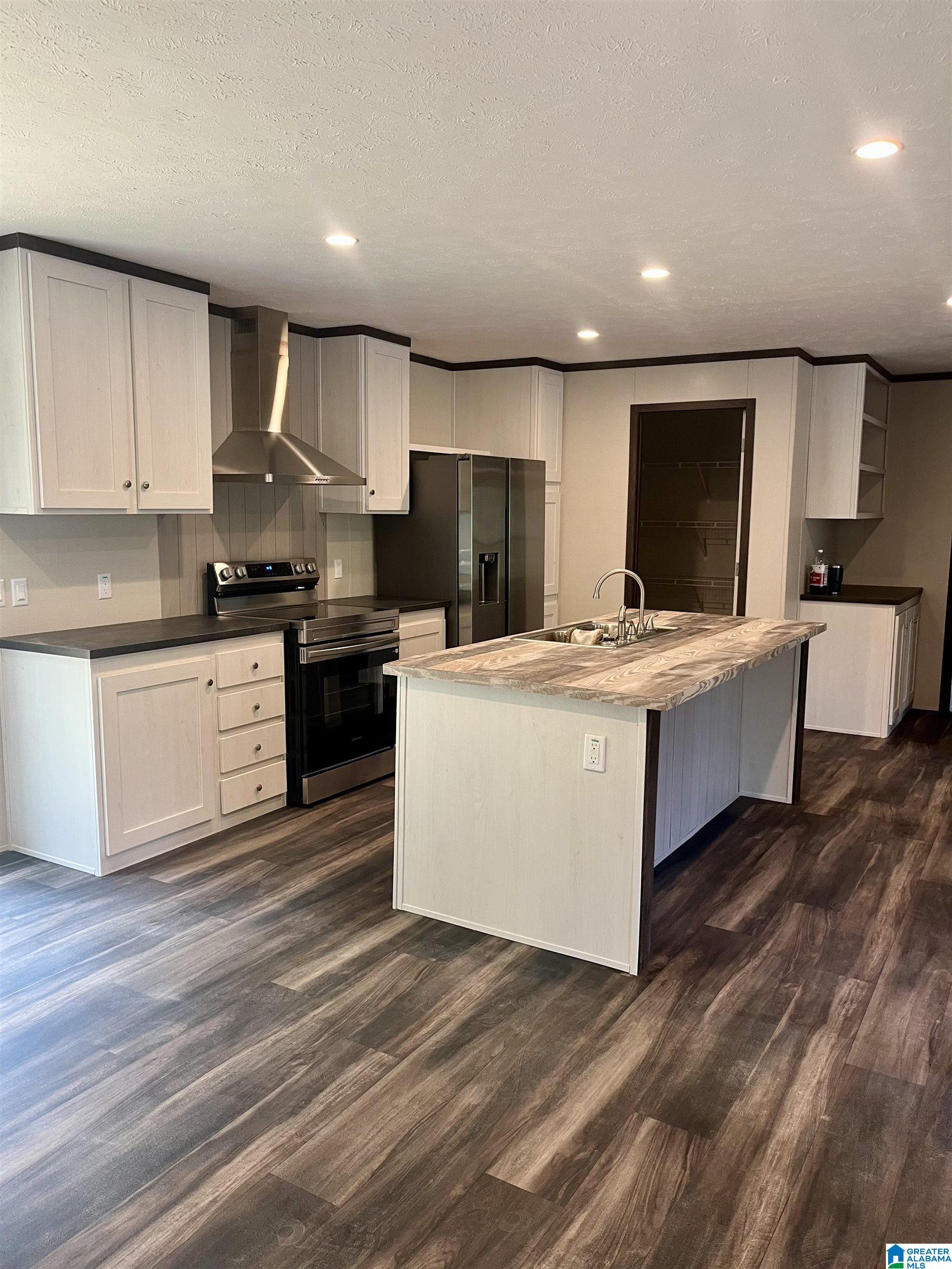 20919 MARTIN DELL DRIVE