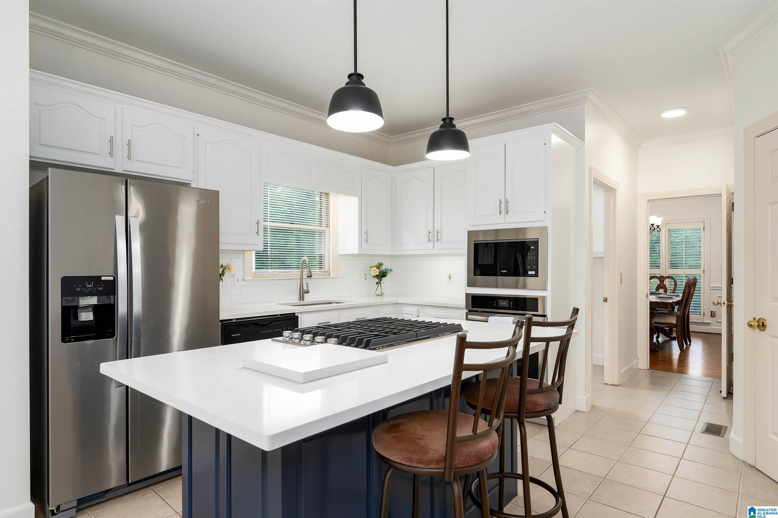 2621 PLANTATION COVE CIRCLE