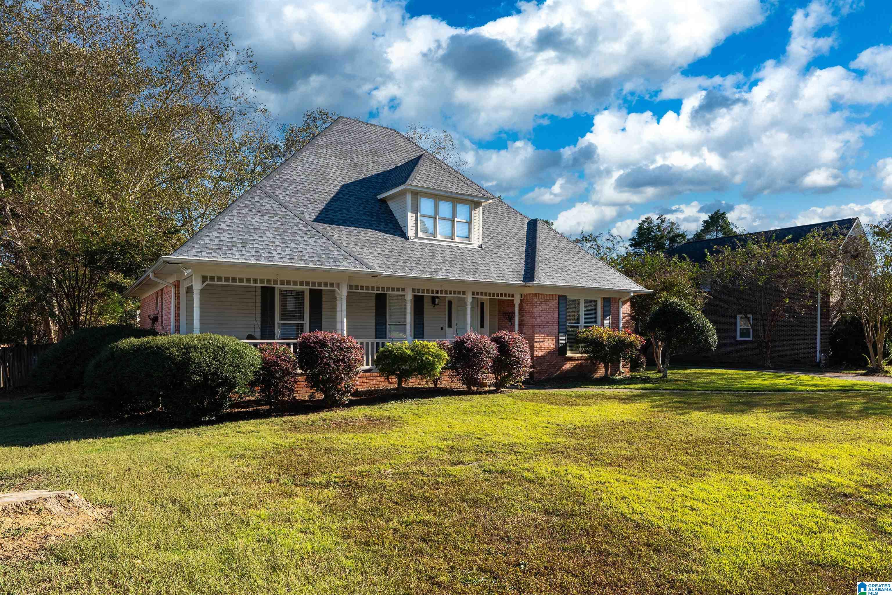109 ROUNDABOUT DRIVE