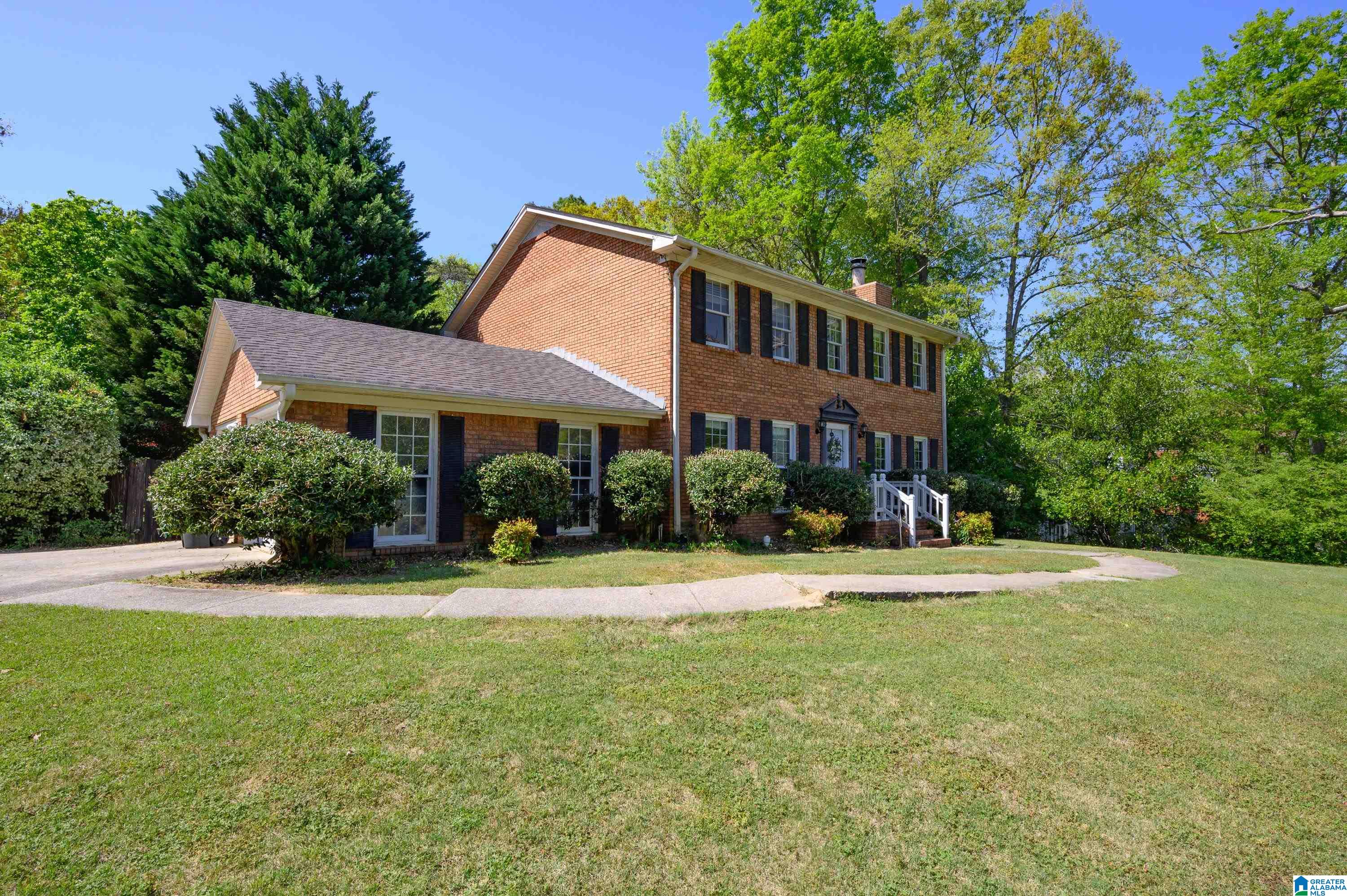 5462 DOVER CLIFF CIRCLE