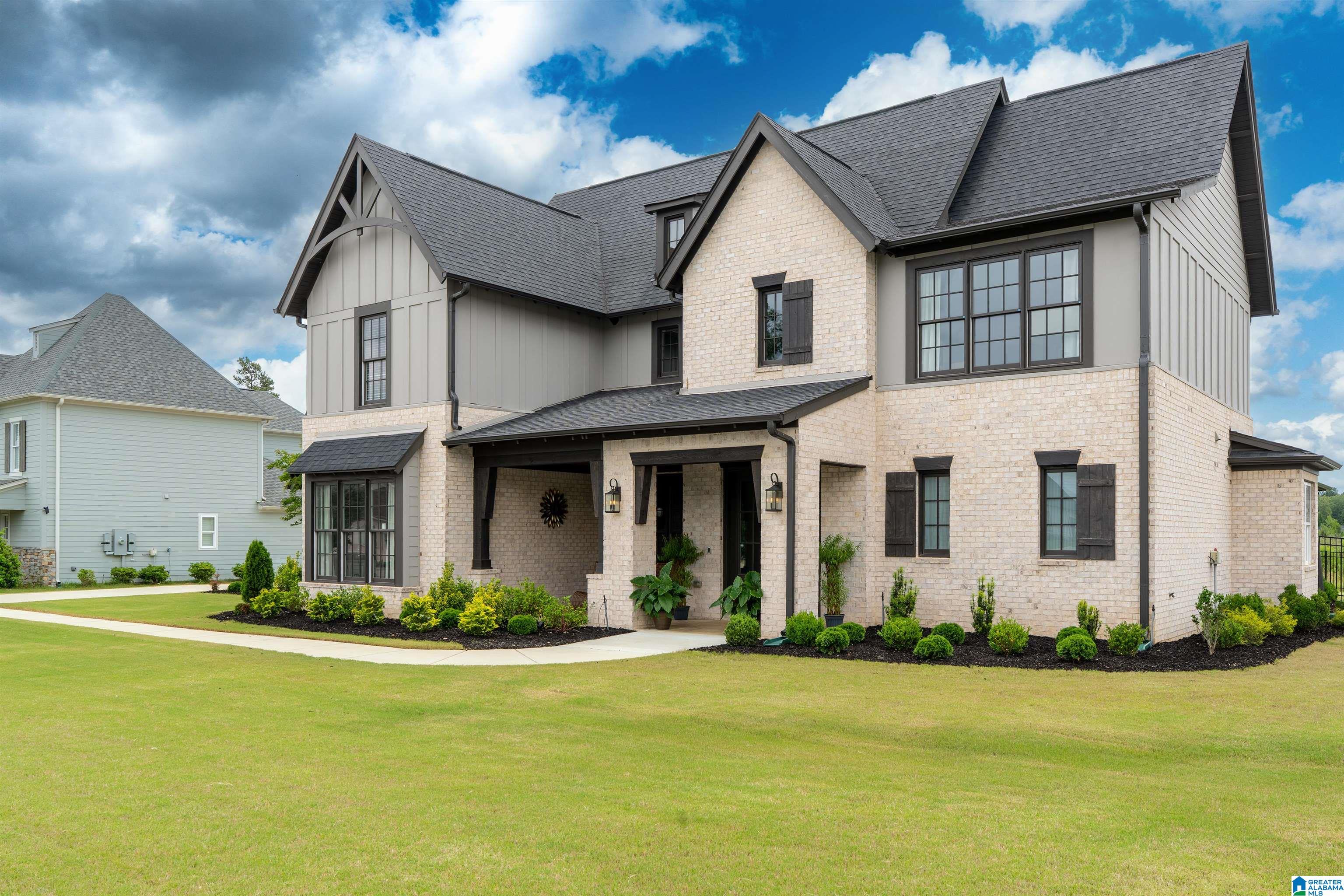 2776 BLACKRIDGE LANE