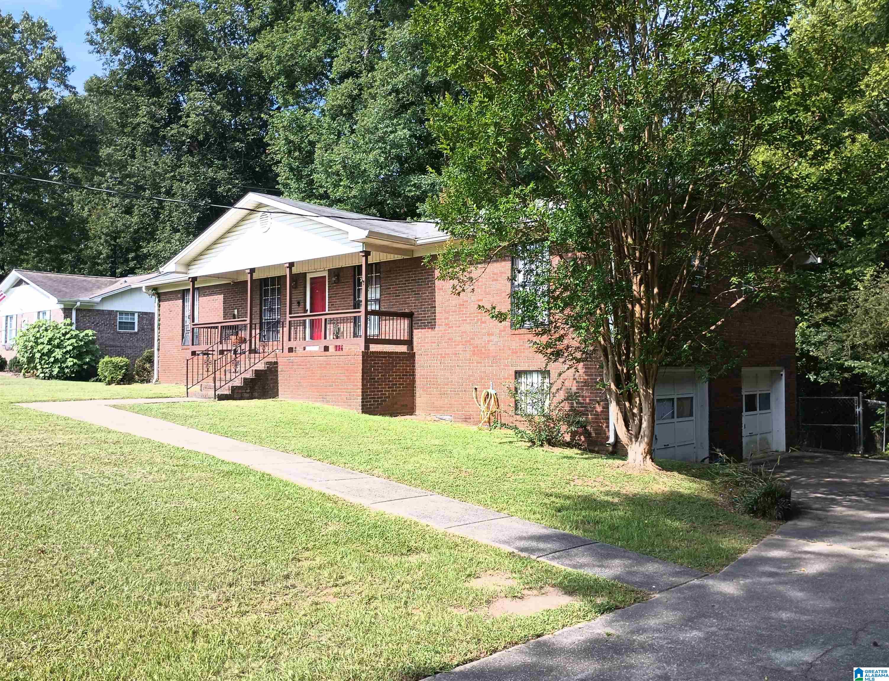 Photo 1 of 4 — 306 DOGWOOD DRIVE, SYLVAN SPRINGS, AL 35118