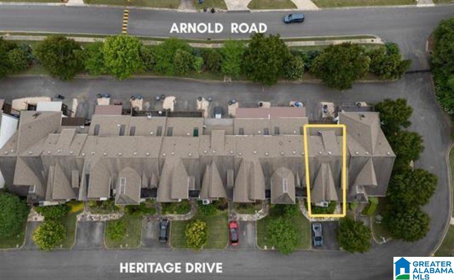305 HERITAGE DRIVE