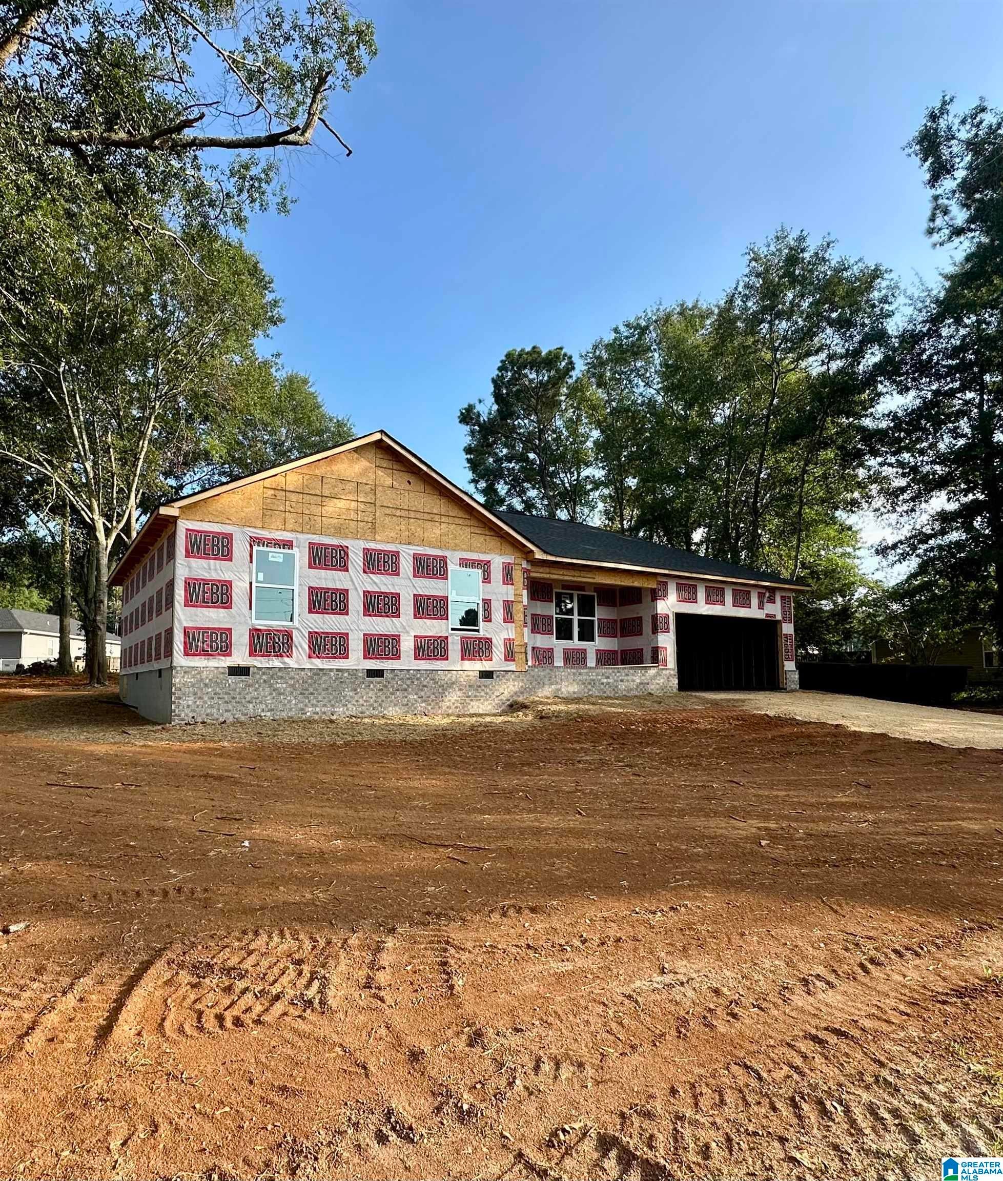 480 PATTIWAY DRIVE