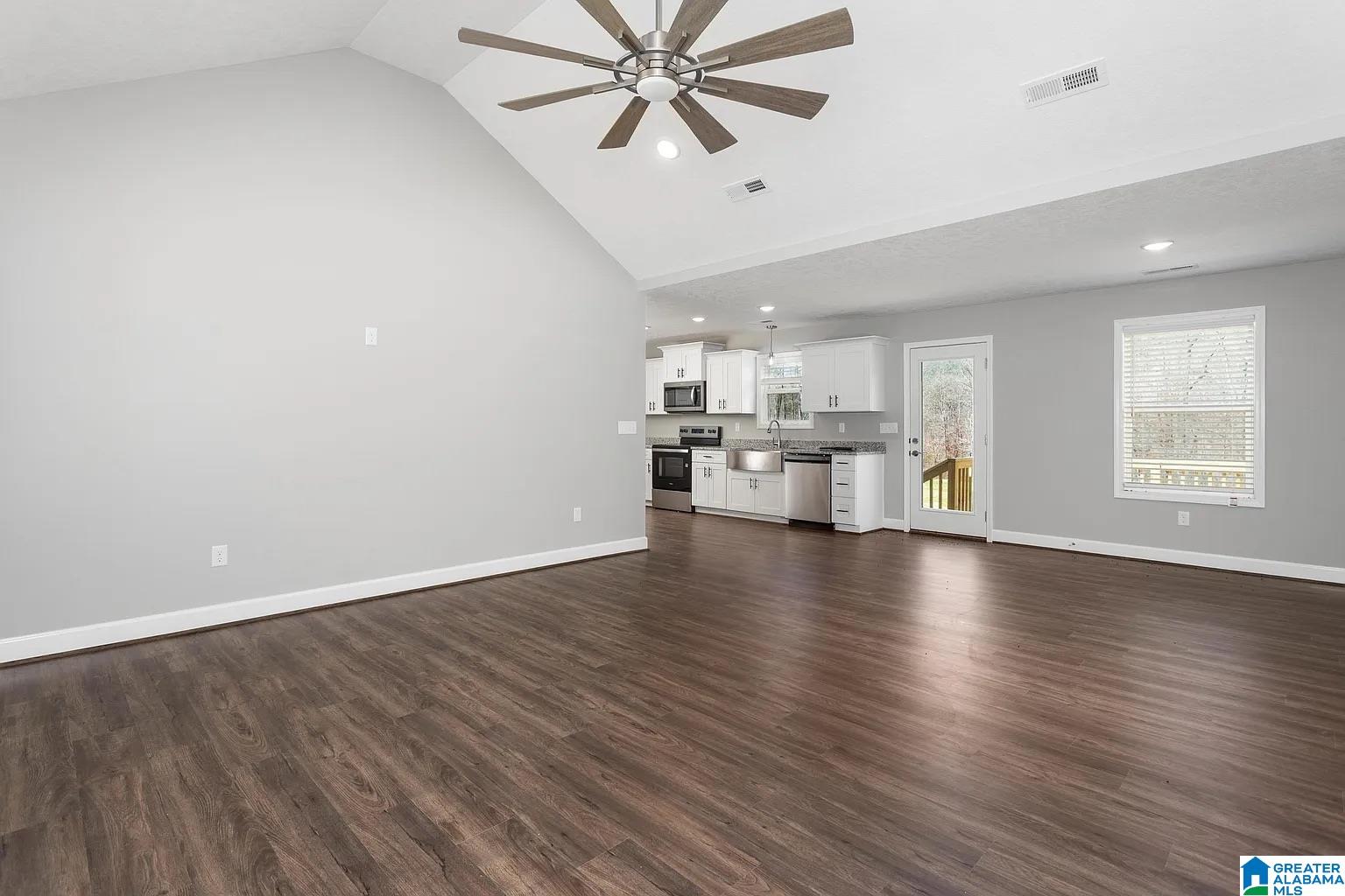 480 PATTIWAY DRIVE