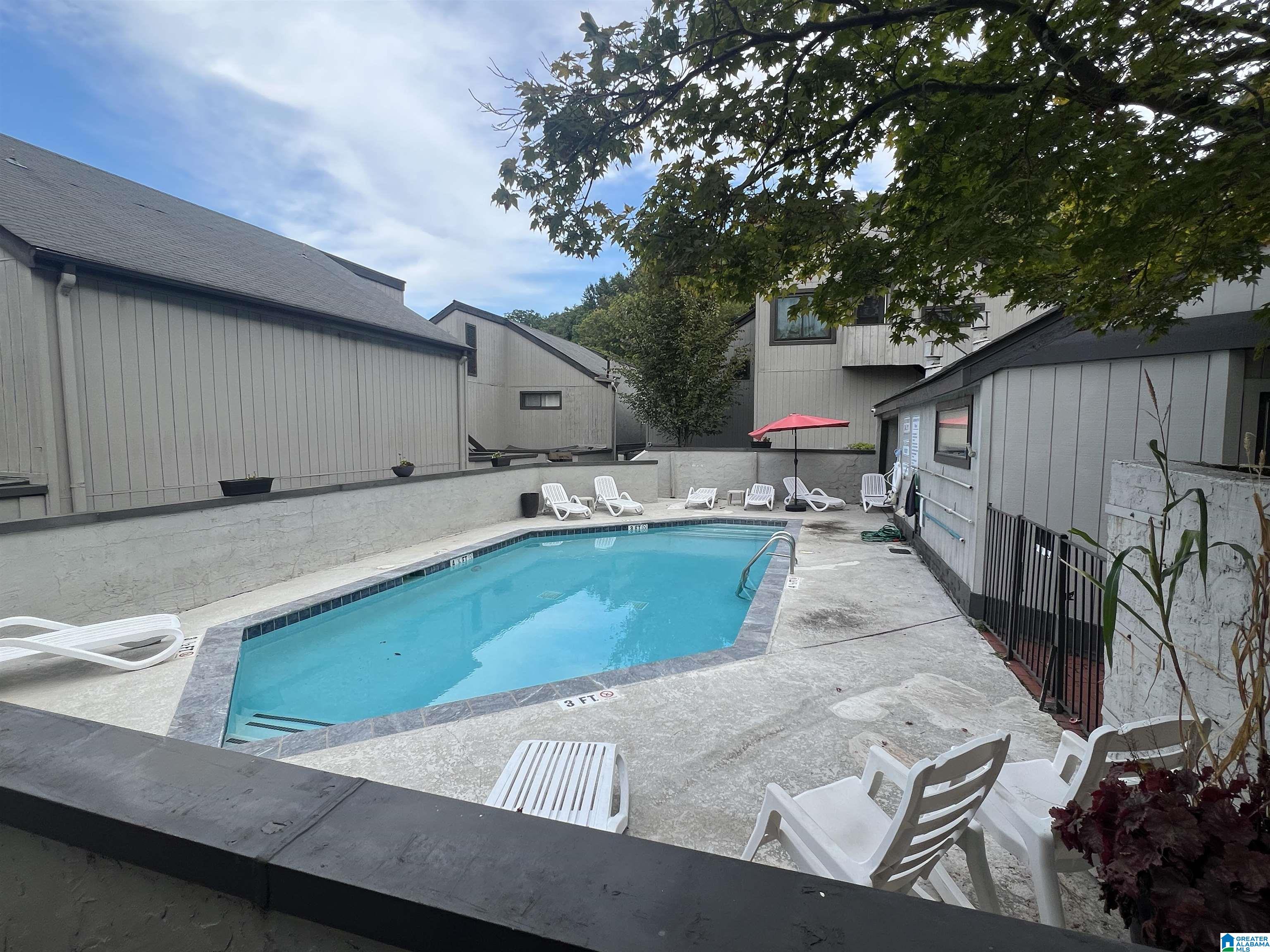 3350 ALTAMONT ROAD E15