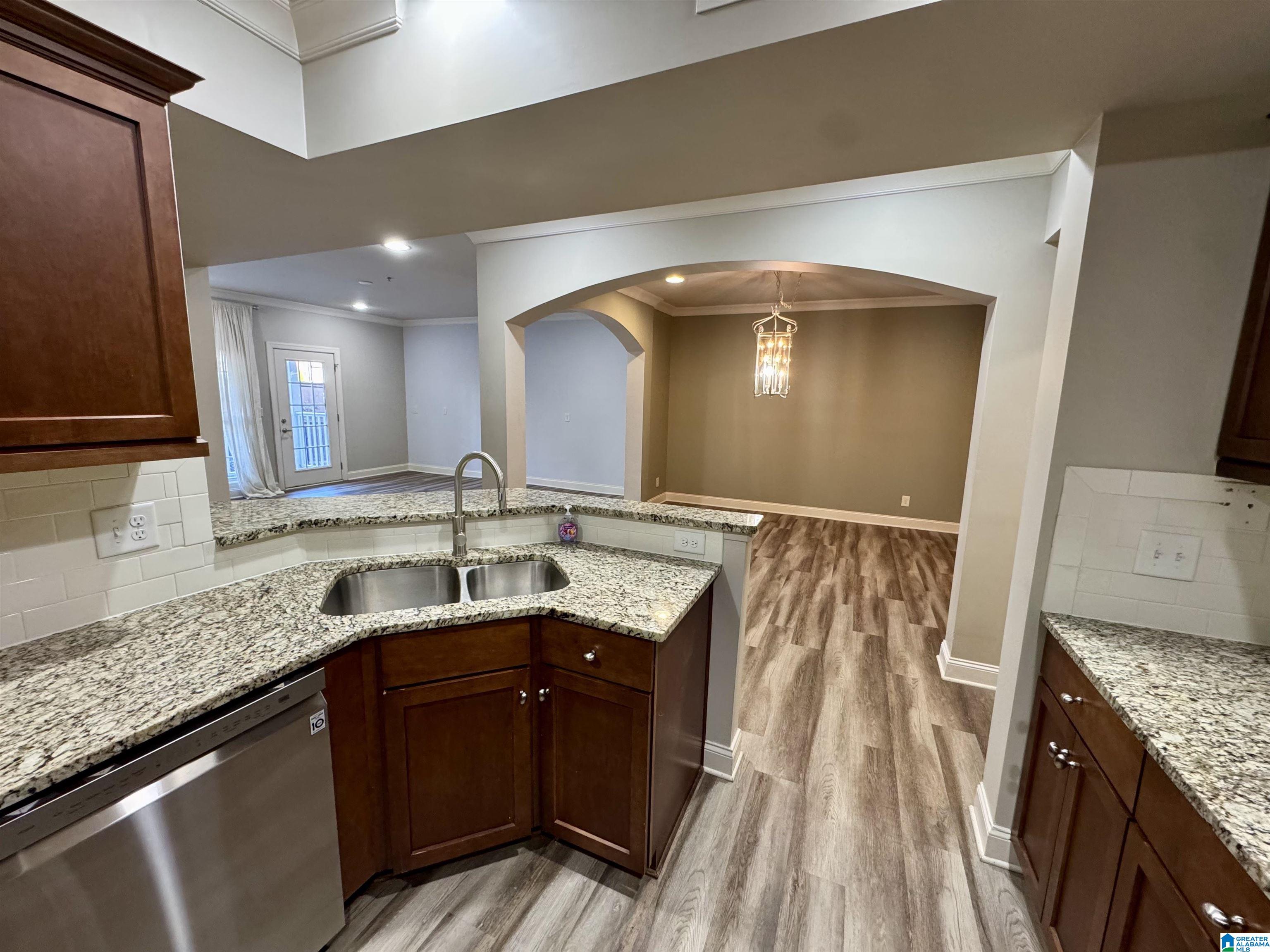 Photo 1 of 25 — 3038 MASSEY ROAD 302, VESTAVIA HILLS, AL 35216