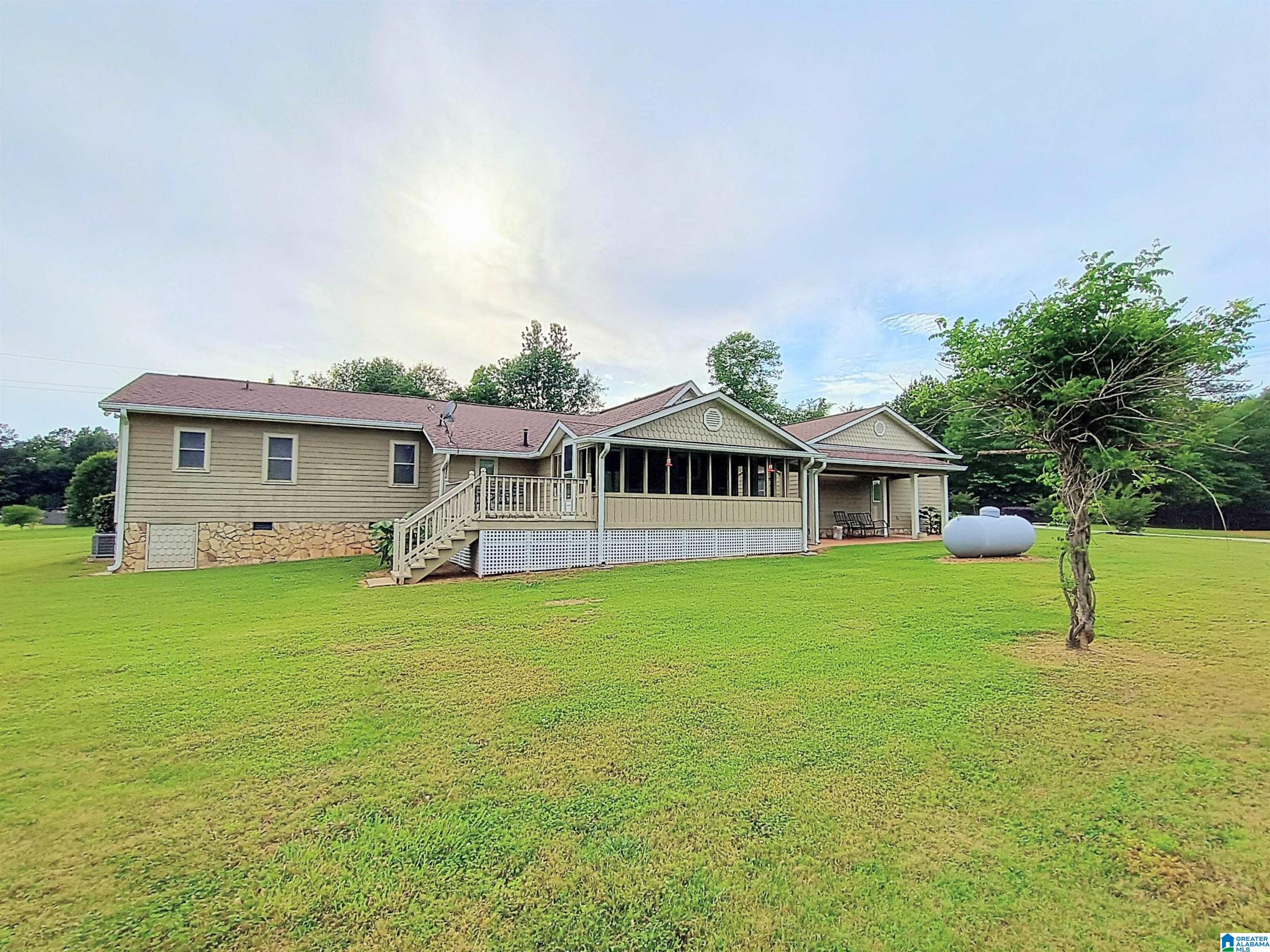 335 SHADY HOLLOW LANE - Photo 4