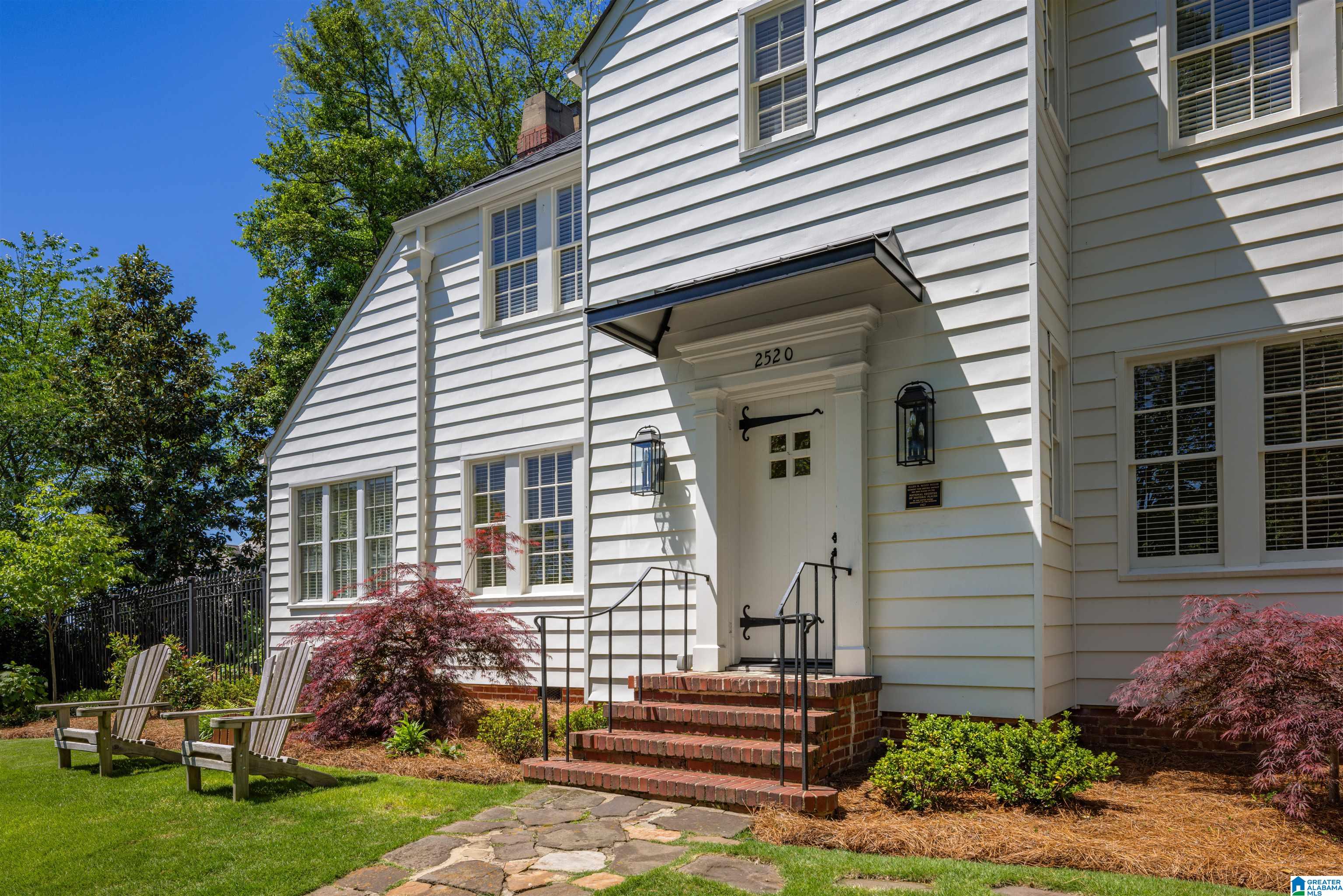 2520 LANARK ROAD