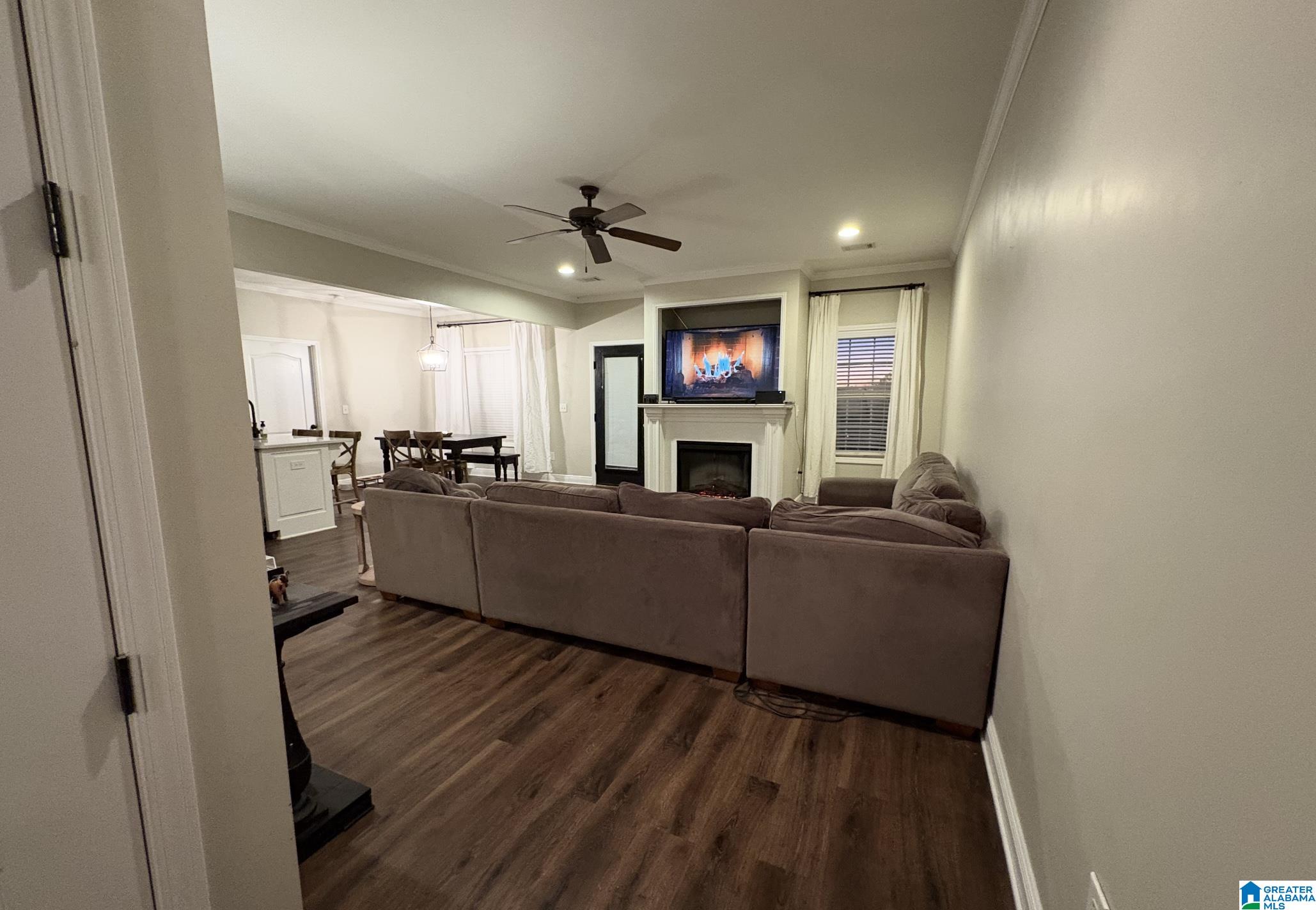 13914 GRAND POINTE BOULEVARD