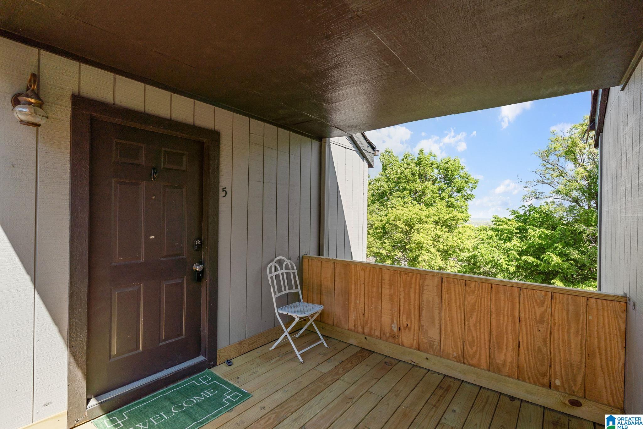 3350 ALTAMONT ROAD C5