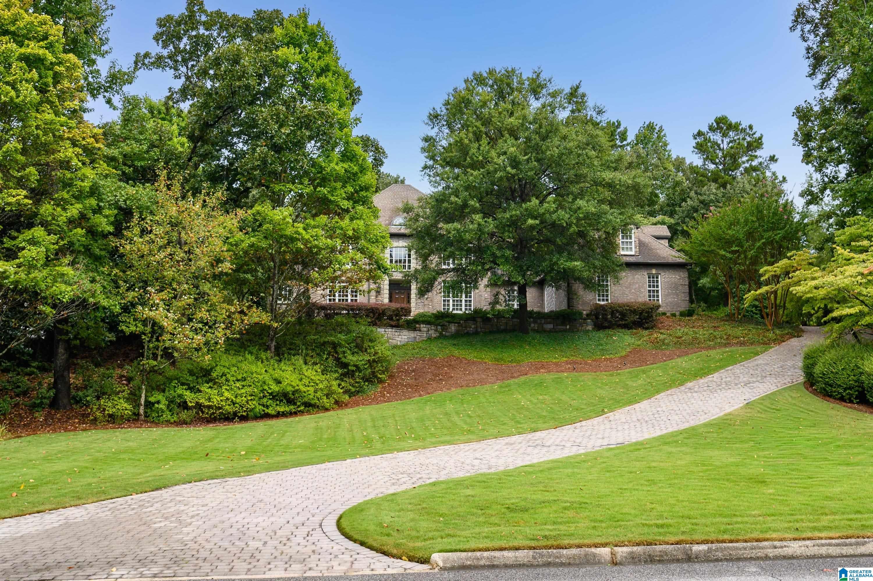 4020 GREYSTONE DRIVE