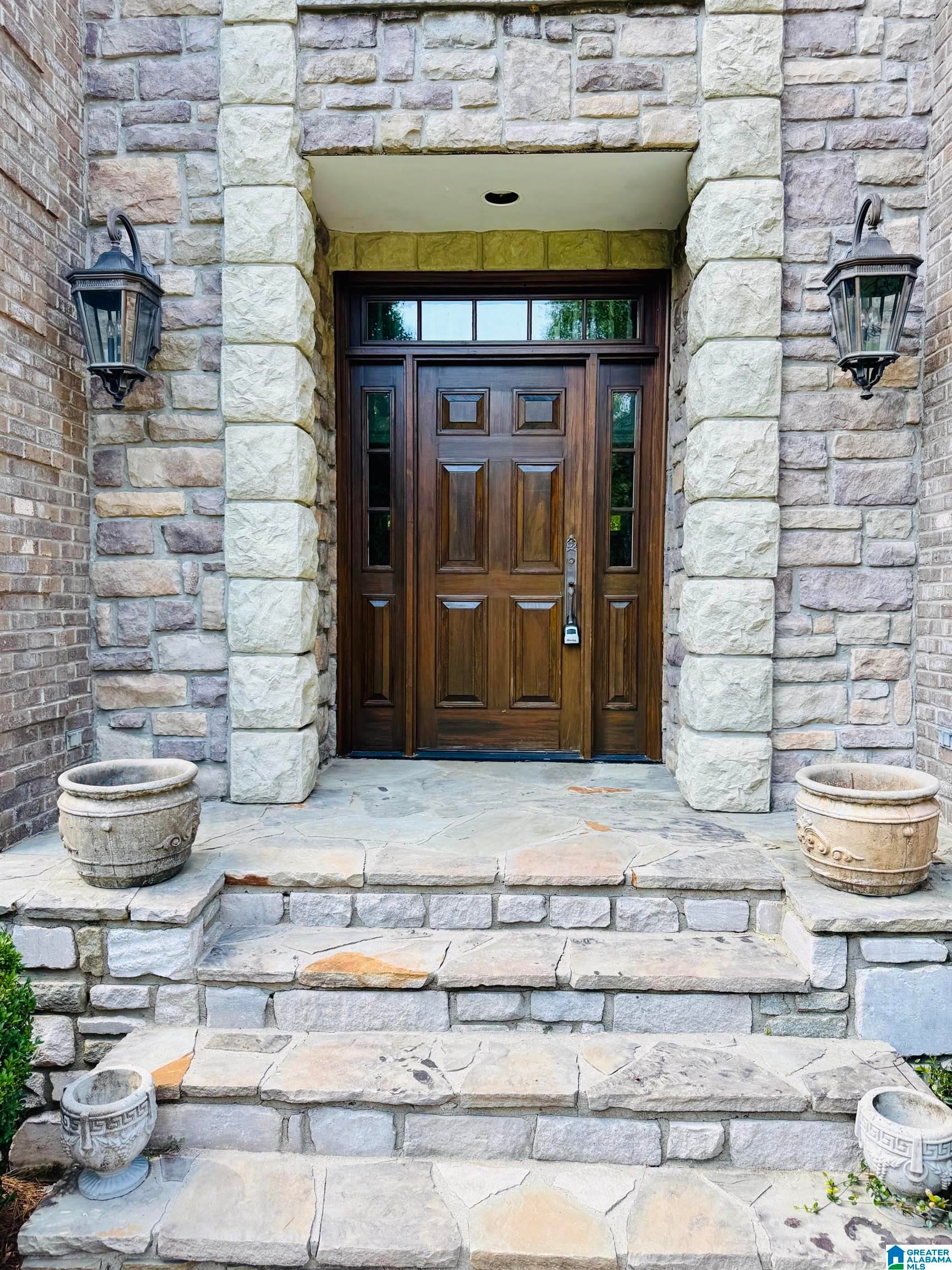 4020 GREYSTONE DRIVE