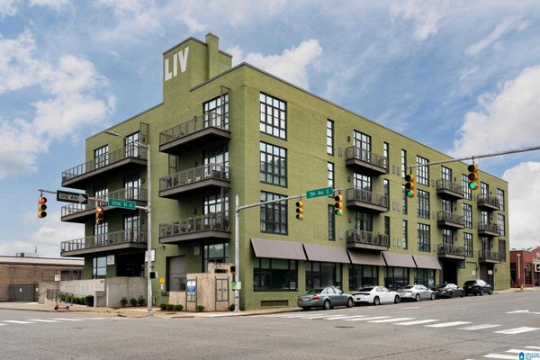 2201 5TH AVE S APT 208, BIRMINGHAM, AL 35233 - Image 3076a79778b2f1d4fc7deb77a18fd01d/3687699599