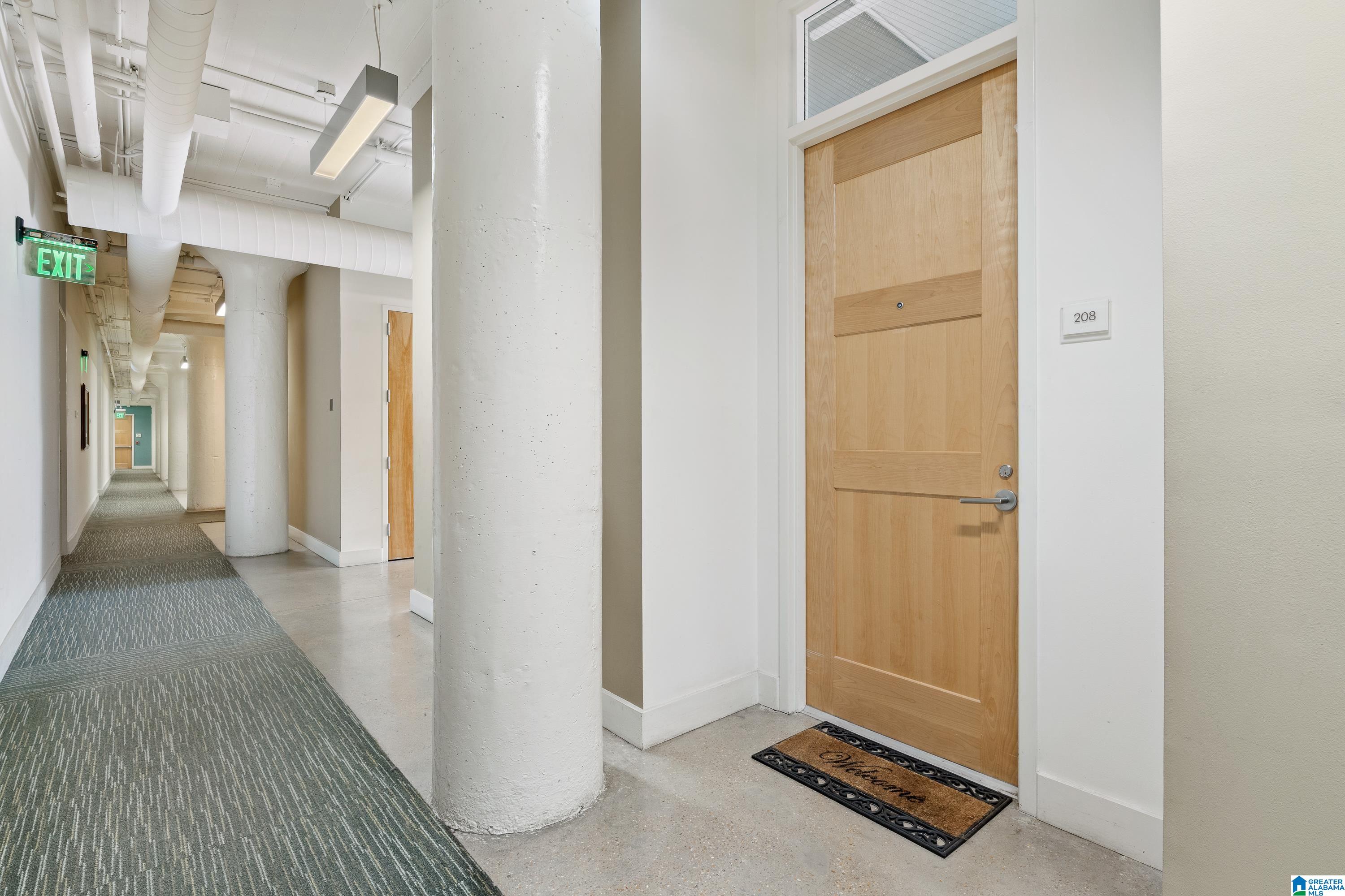 2201 5TH AVENUE 208