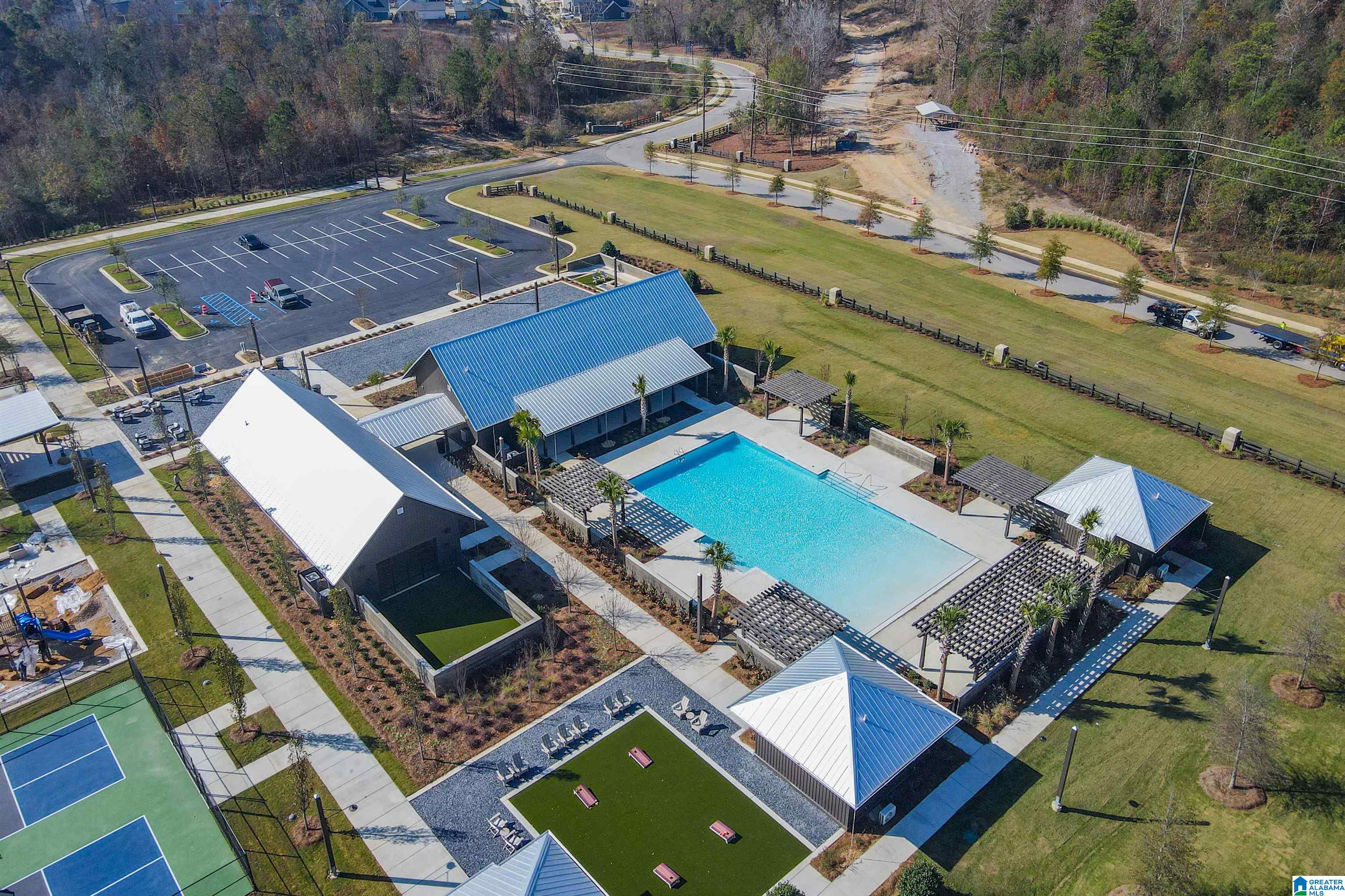 1817 HARRISON CIRCLE