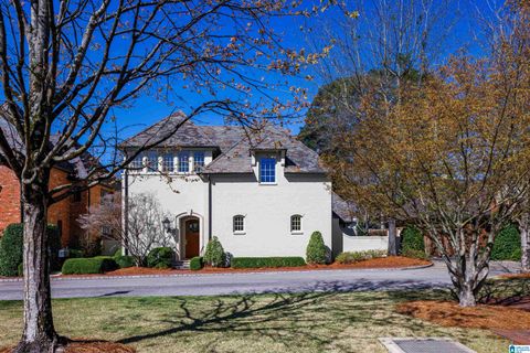 419 CLUB PLACE MOUNTAIN BROOK AL 35223