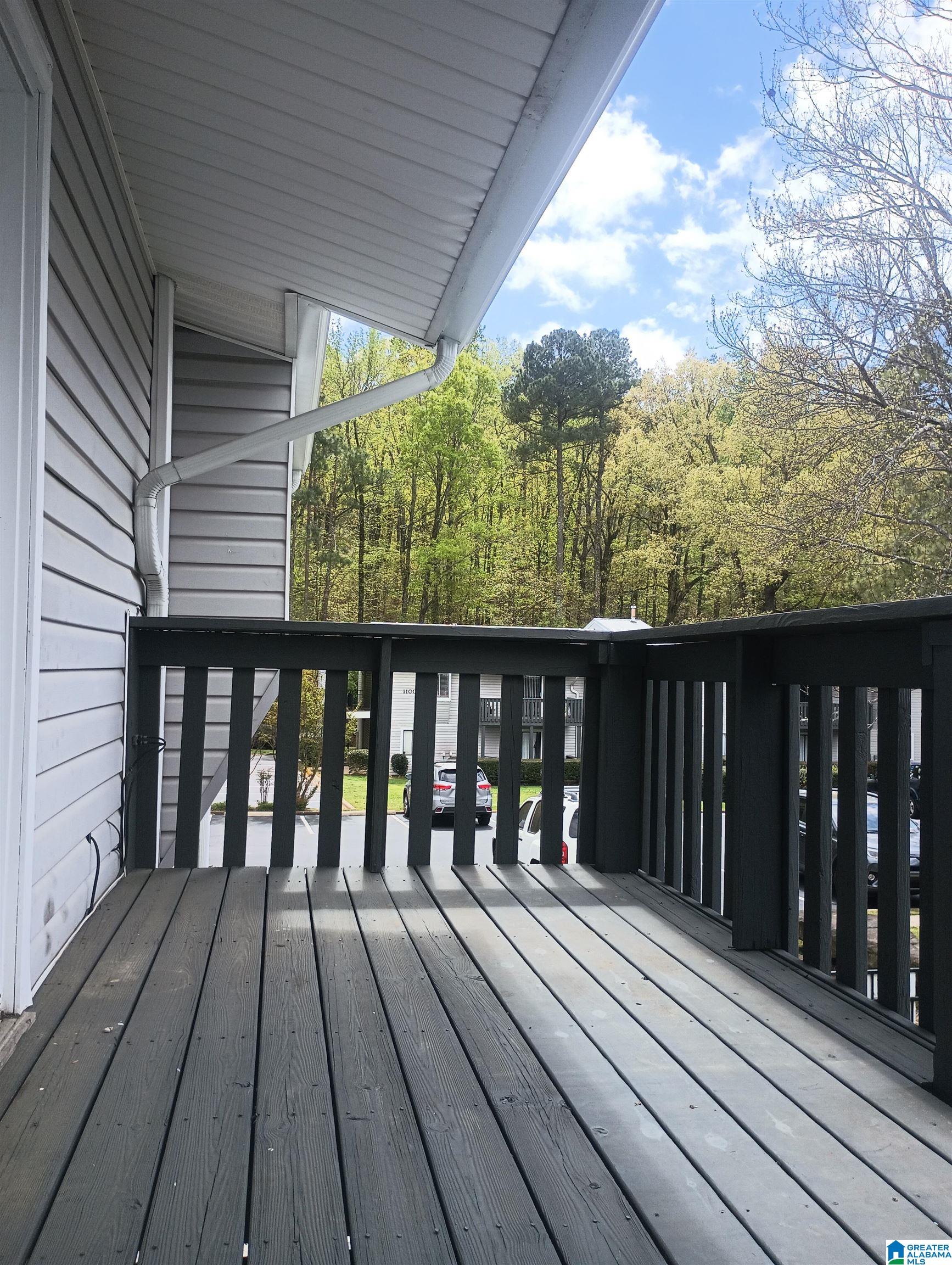 908 WOODLAND VILLAGE 908