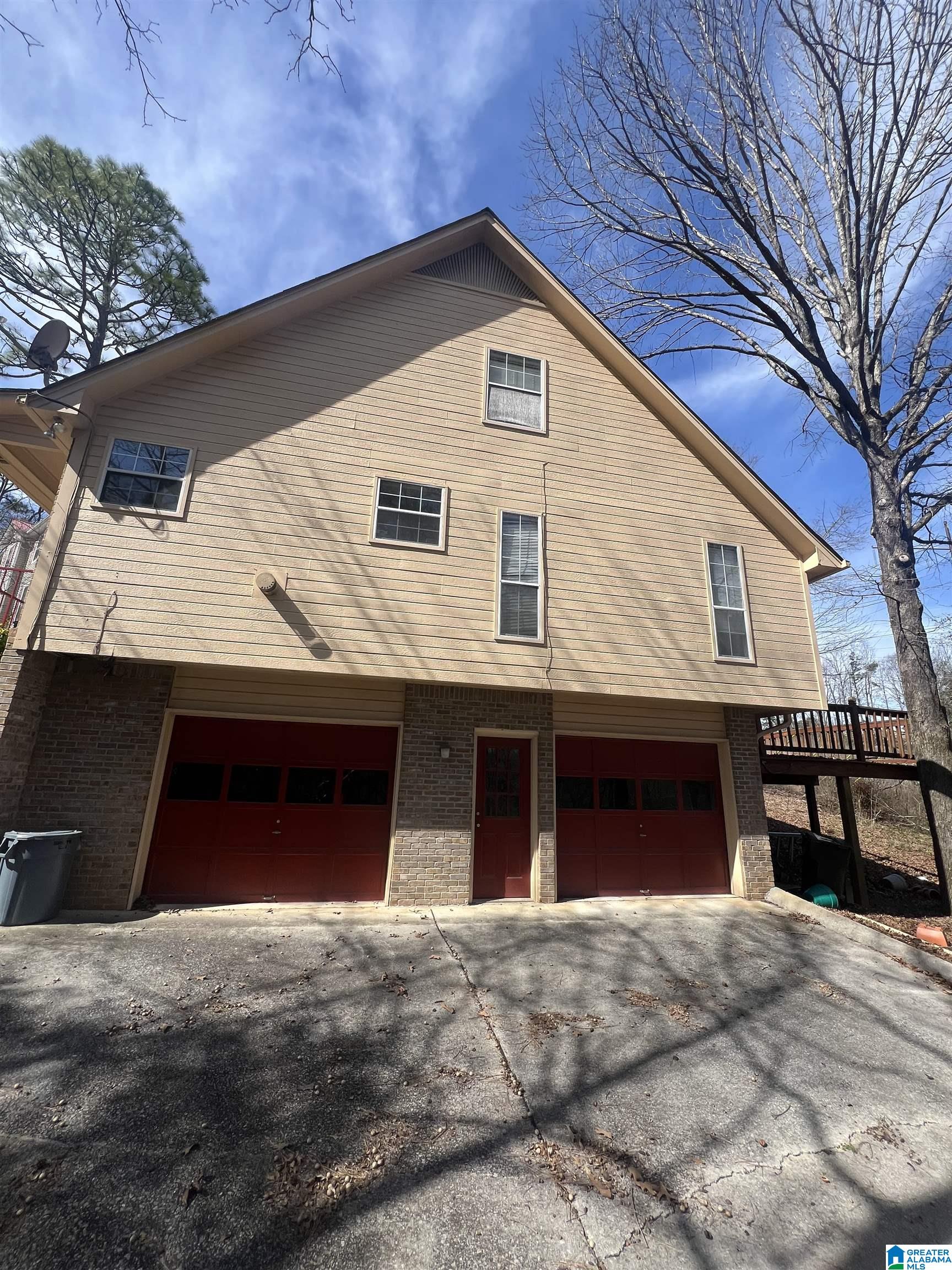 2751 WELLINGTON DRIVE