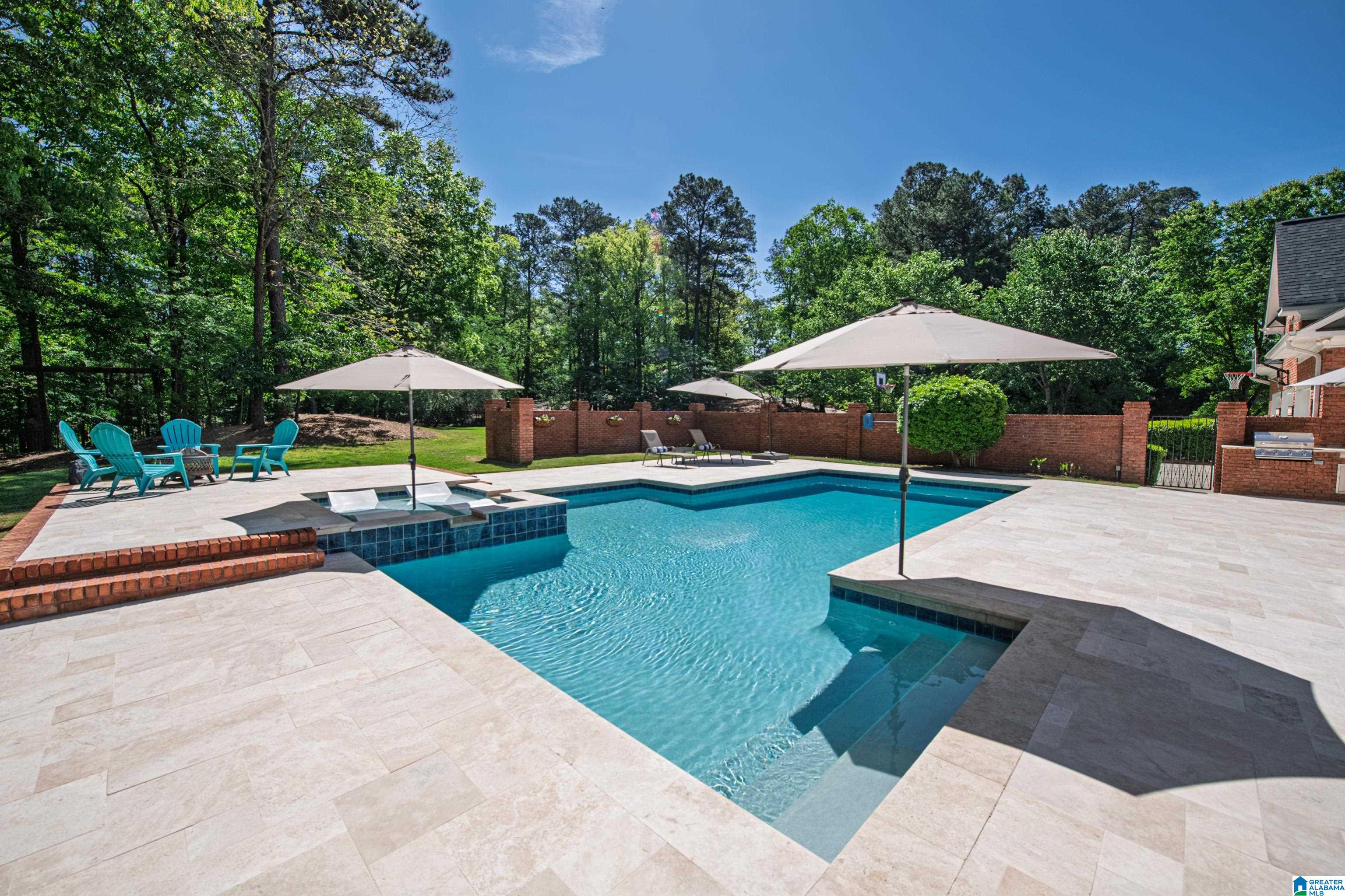 1001 LAKE WINDS DRIVE