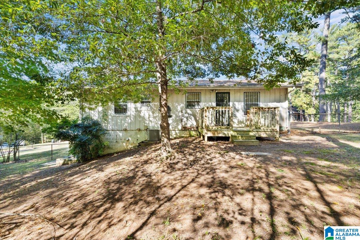 1029 DAWN DRIVE